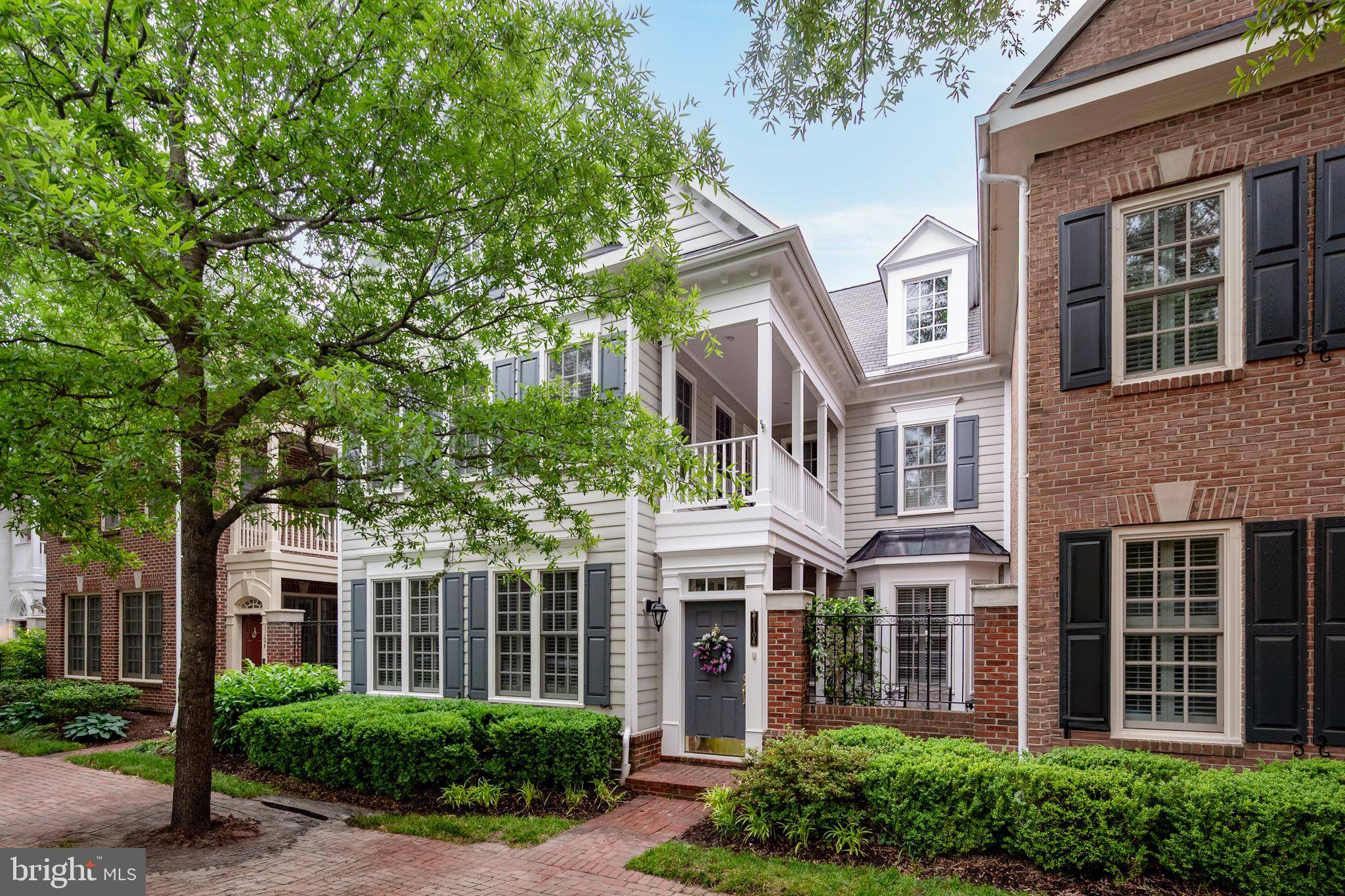 Alexandria, VA 22314,1106 ROUNDHOUSE LN