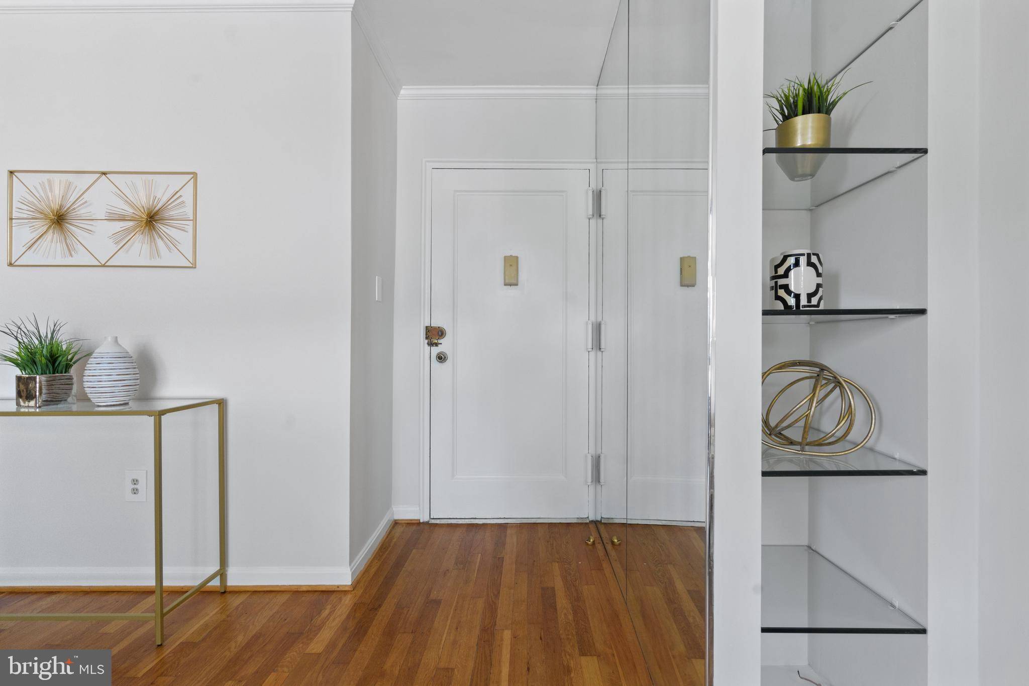 Washington, DC 20007,2605 39TH ST NW #303