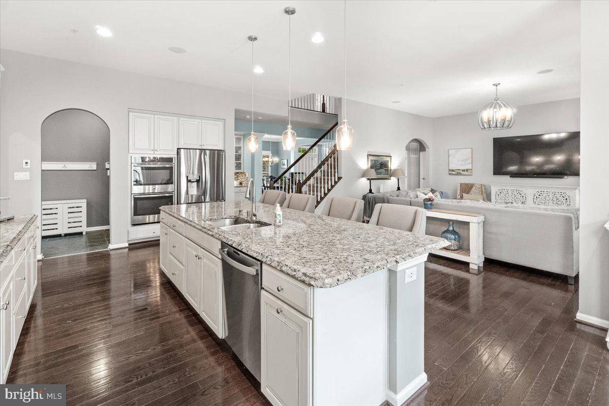 New Market, MD 21774,6808 REHNQUIST CT