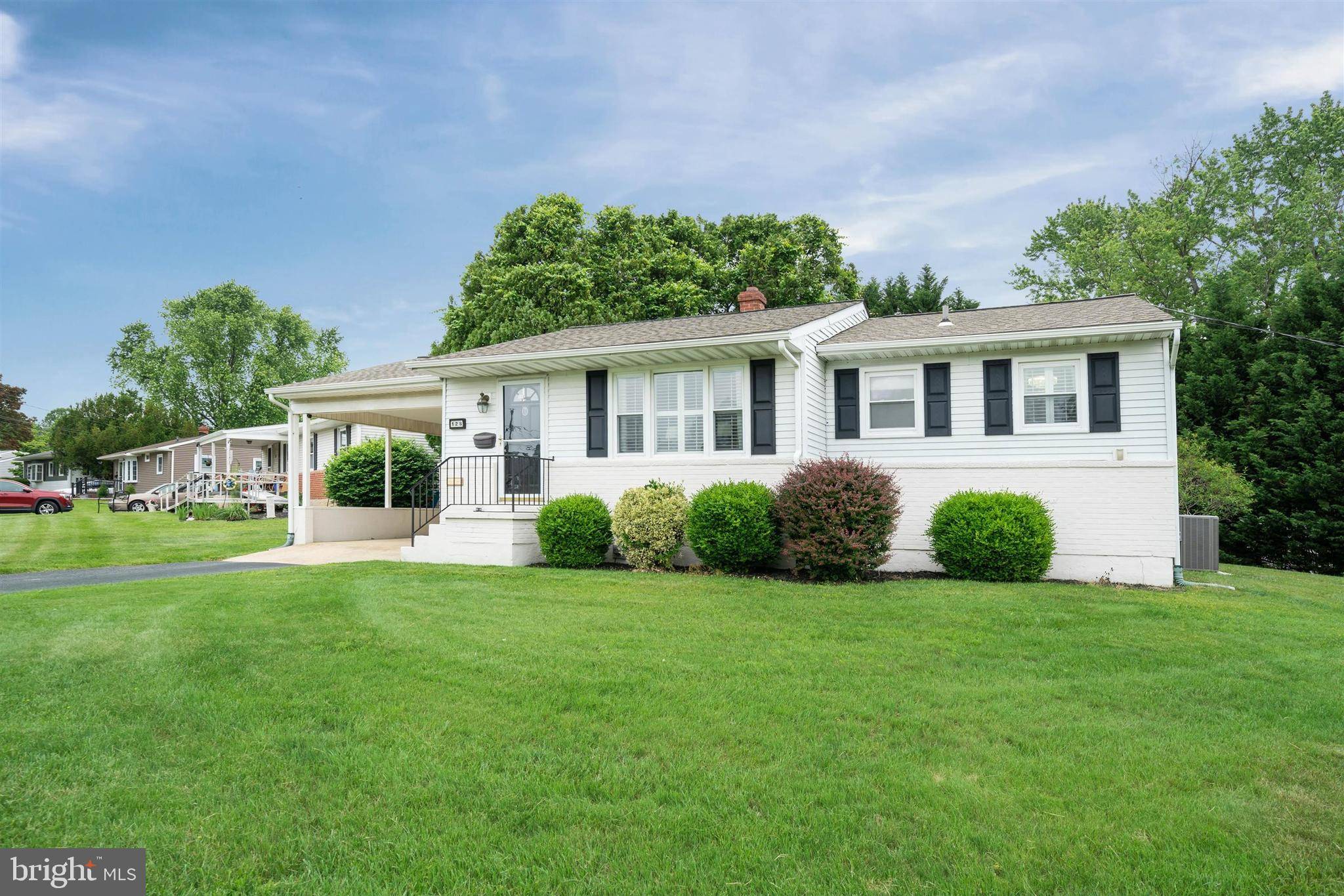 Newark, DE 19711,128 DURSO DR