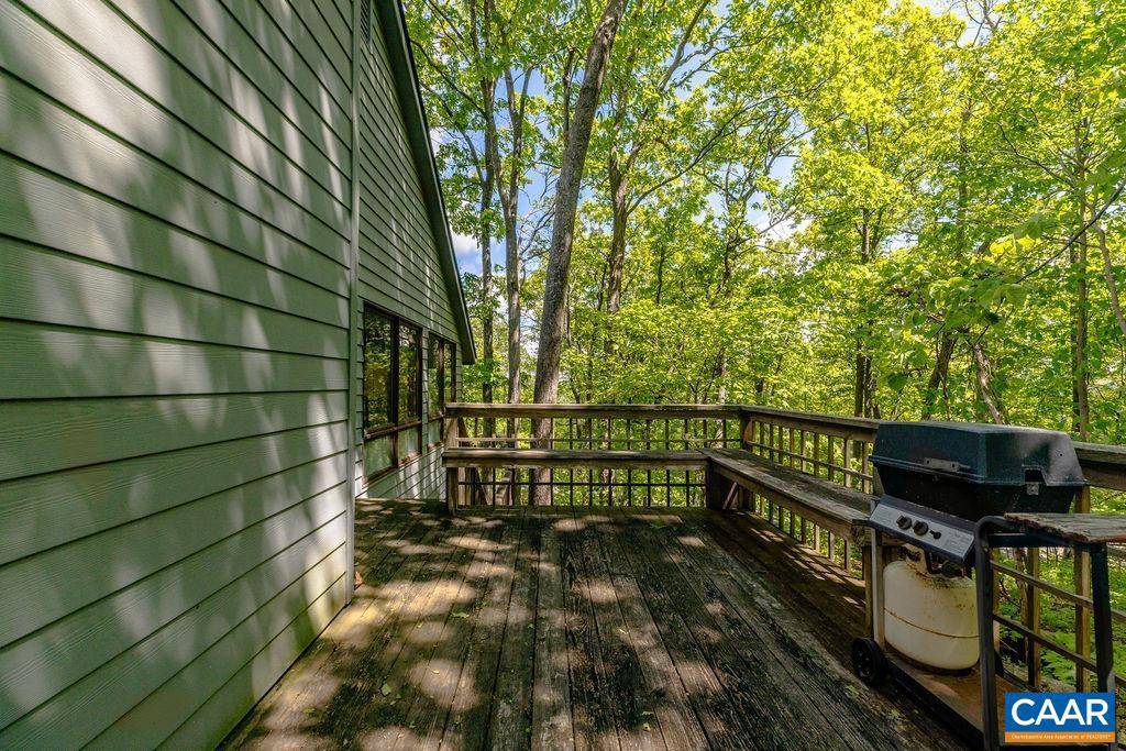 Roseland, VA 22967,98 PEDLARS PT