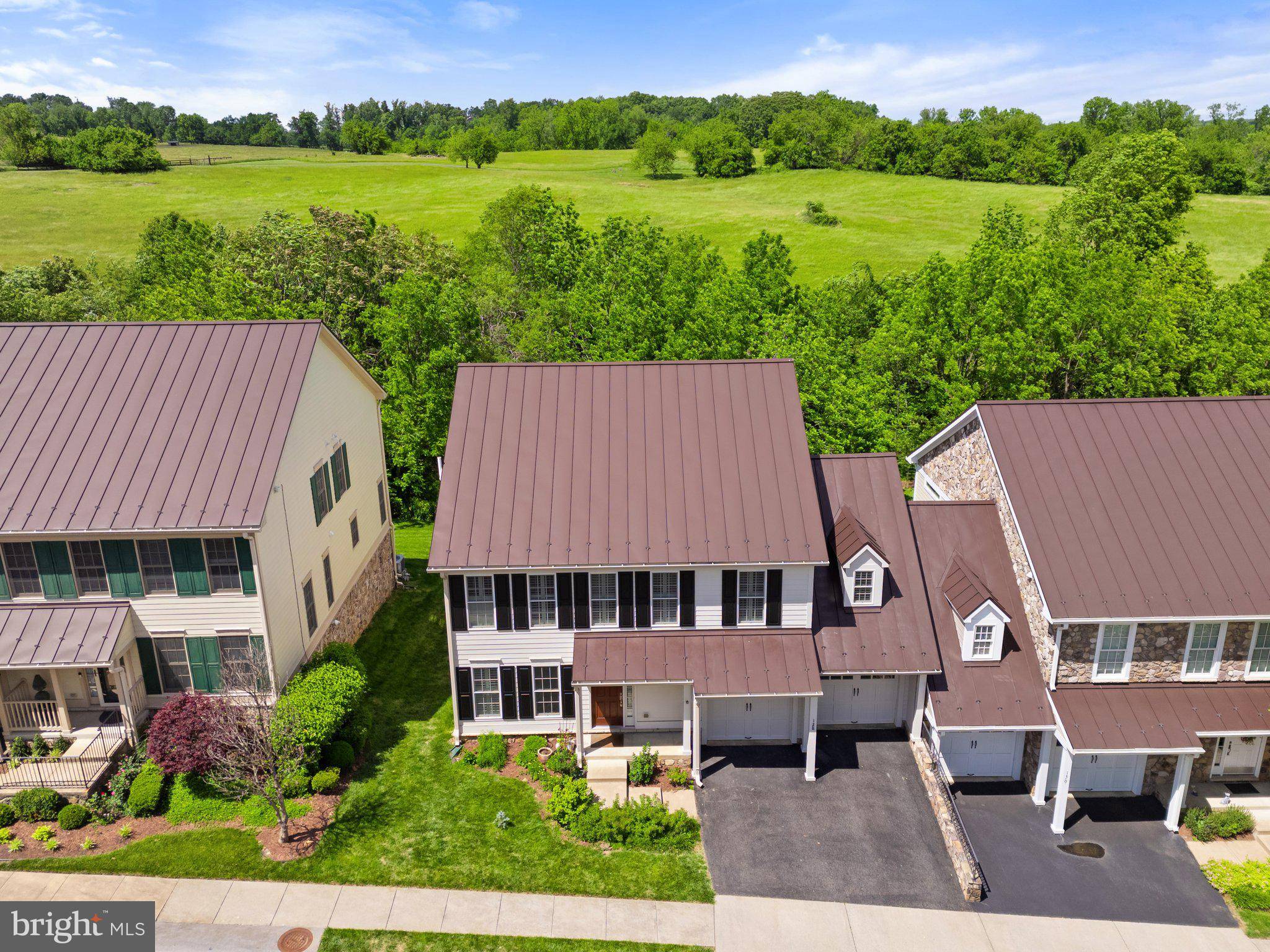 Middleburg, VA 20117,128 N JAY ST