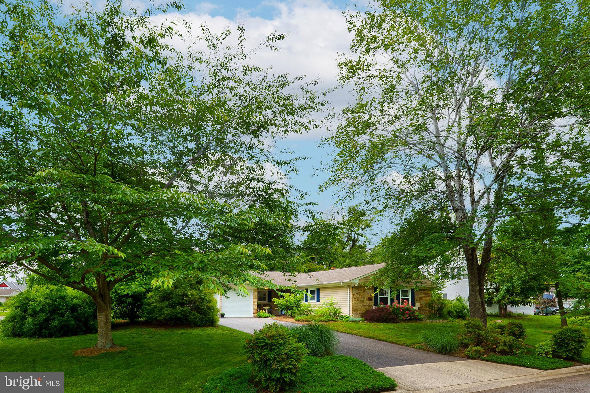 Bowie, MD 20715,3527 MADONNA LN