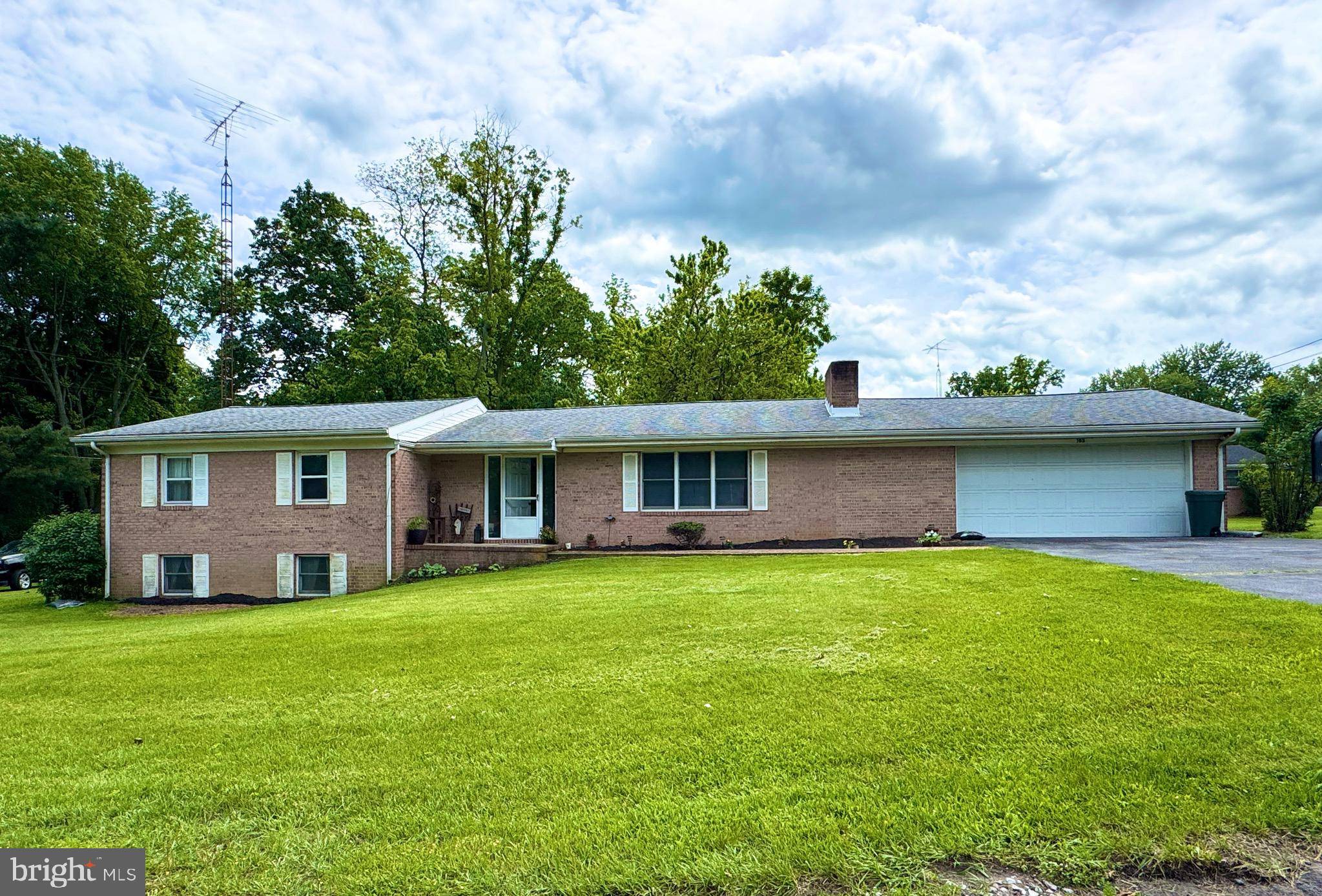 Martinsburg, WV 25405,103 MYRIAH DR