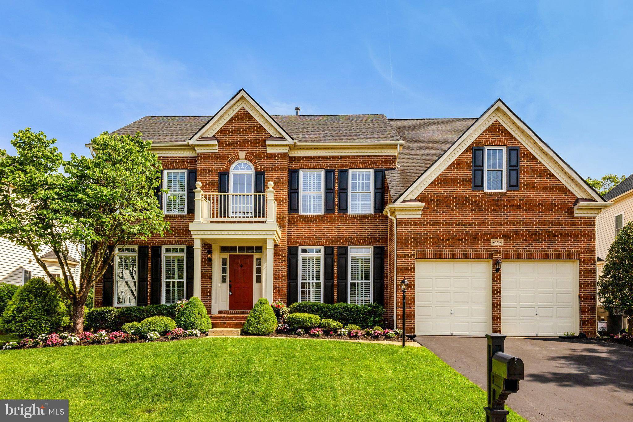 Chantilly, VA 20152,43313 JERPOINT CT