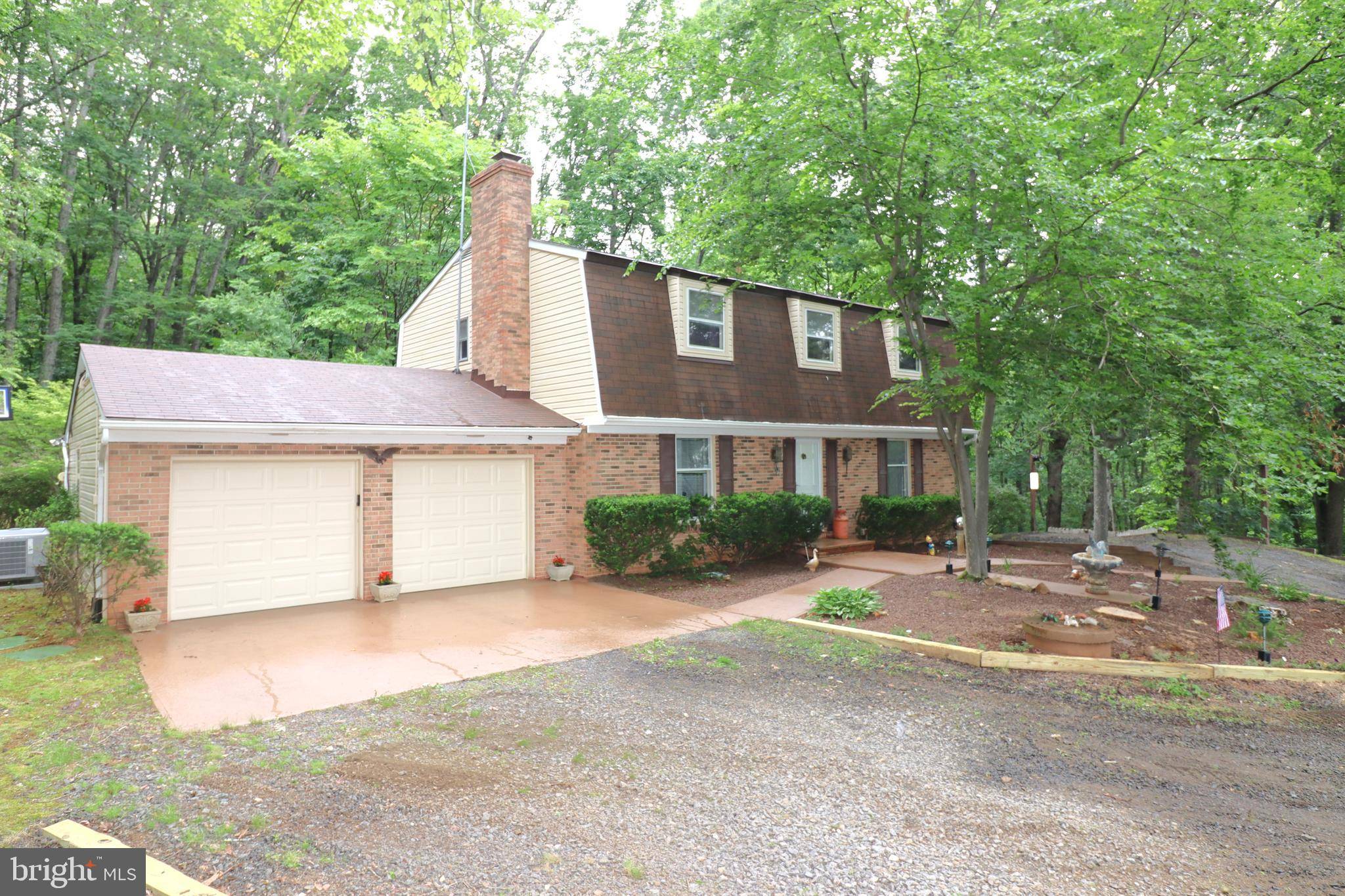 Broad Run, VA 20137,5168 SANDY STONE LN