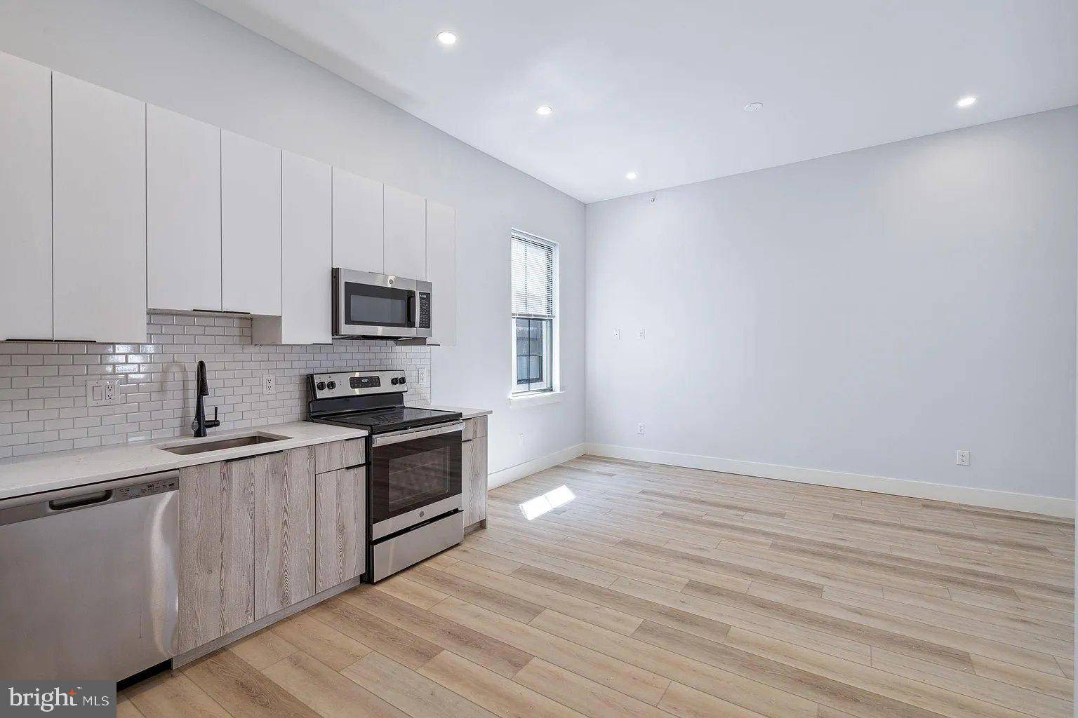 Philadelphia, PA 19104,3439 LANCASTER AVE #19