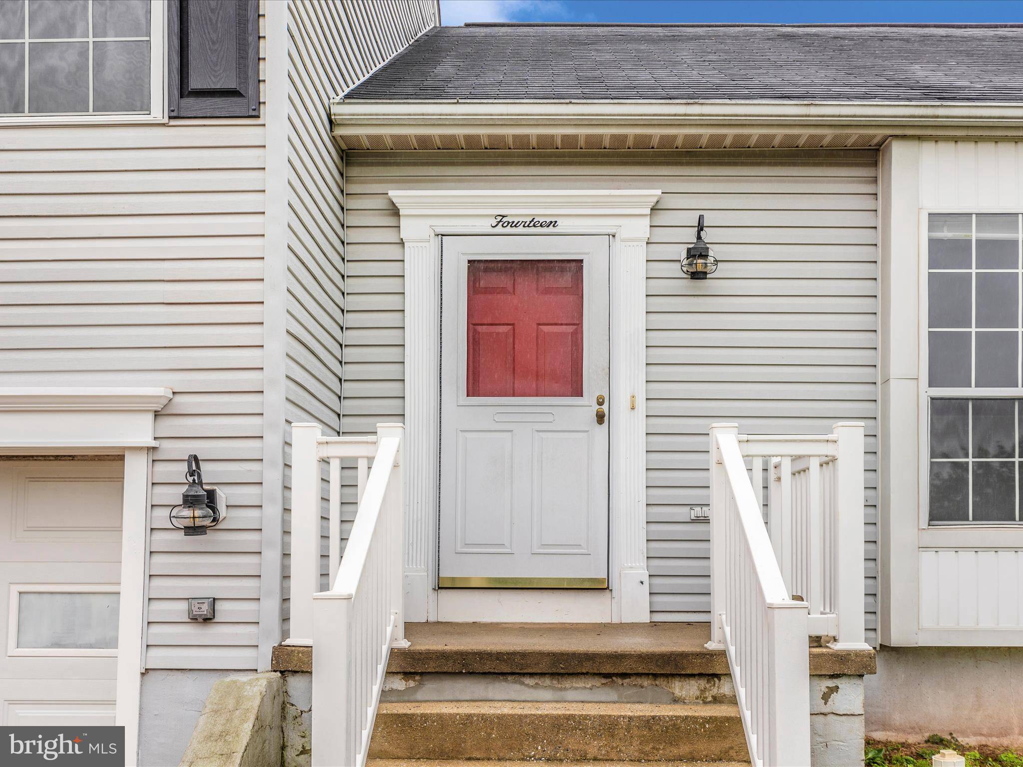 Taneytown, MD 21787,14 TANEY CT
