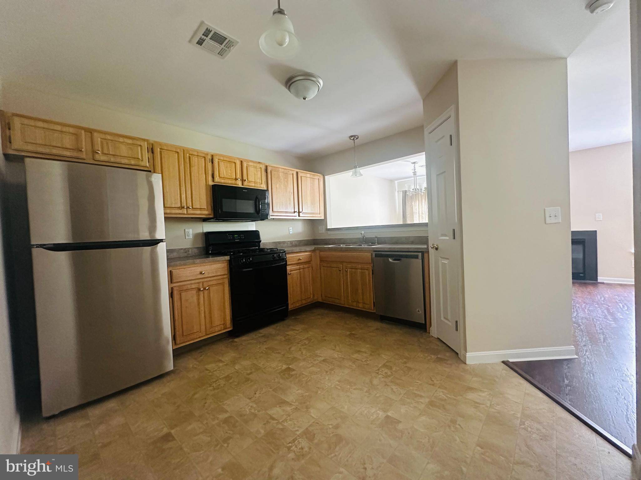 Hummelstown, PA 17036,135 CARDINAL LN