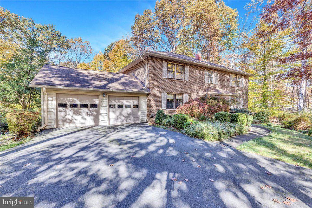 Clifton, VA 20124,8150 WOLF RUN SHOALS RD