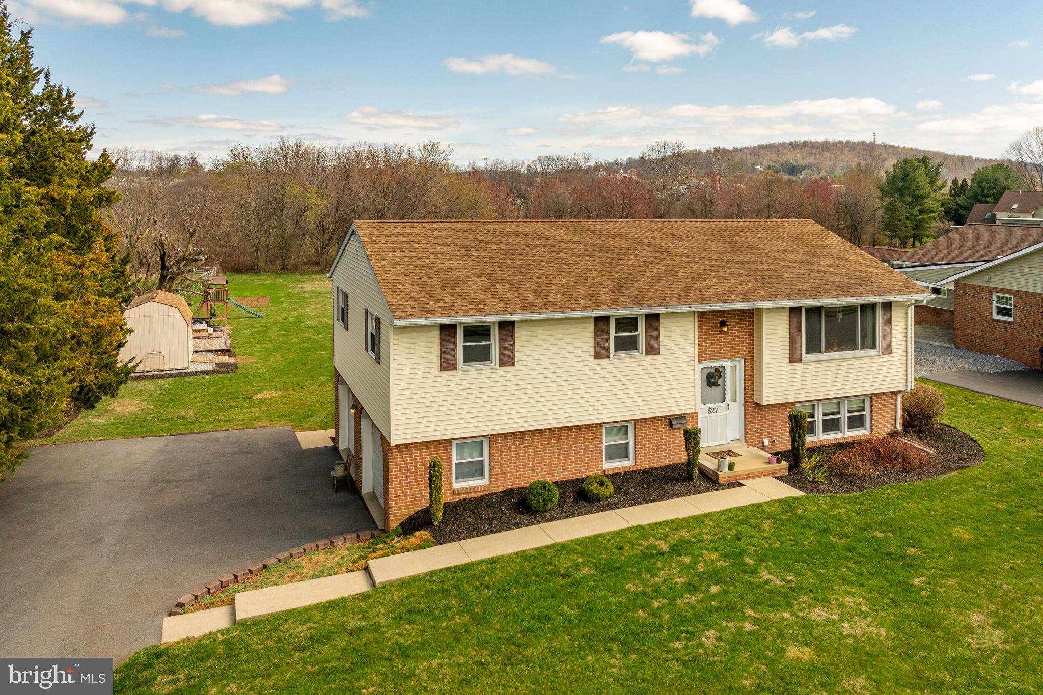Denver, PA 17517,527 FRANKLIN ST