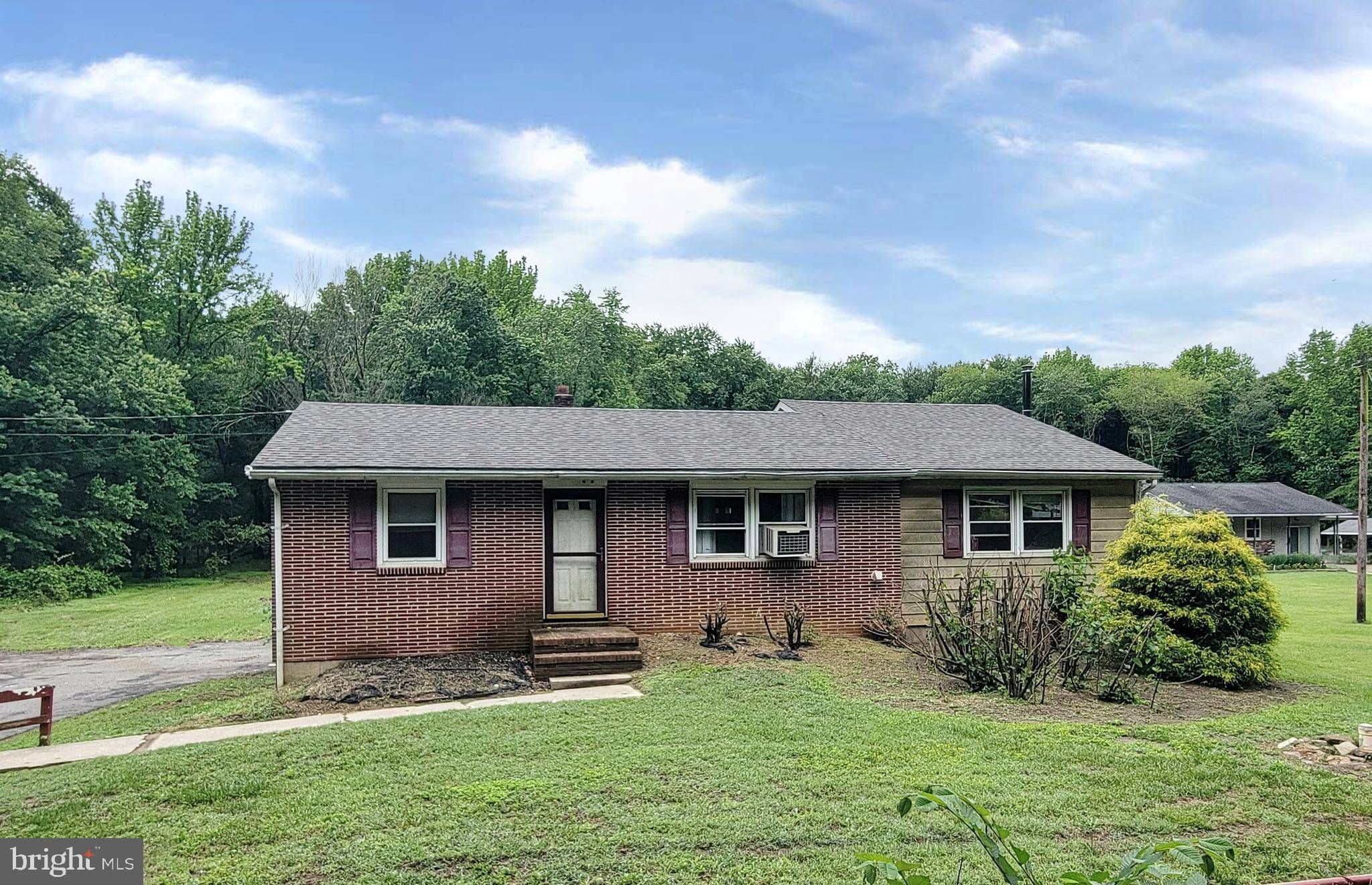 Woodstown, NJ 08098,60 MANNINGTON YORKTOWN RD