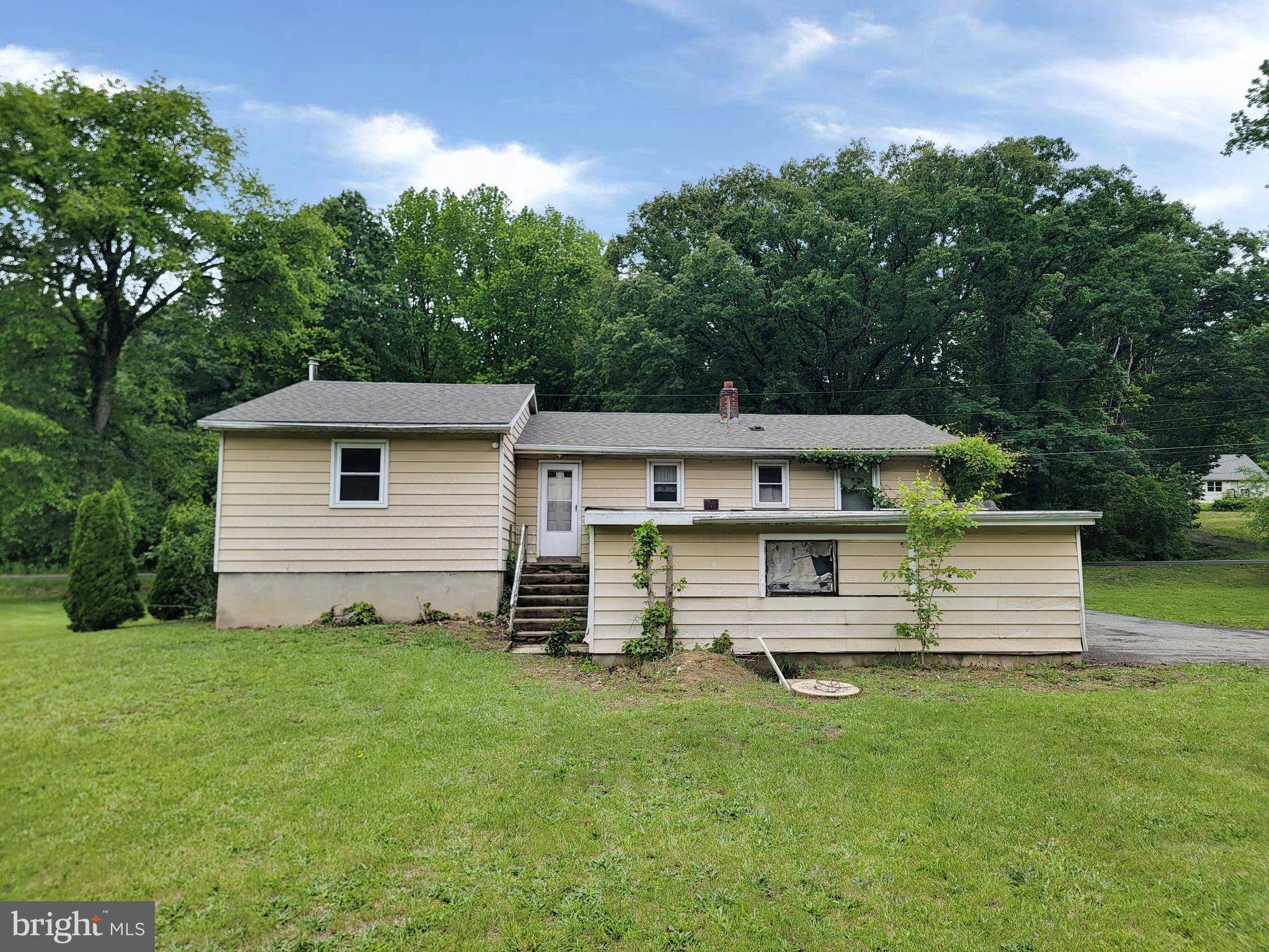 Woodstown, NJ 08098,60 MANNINGTON YORKTOWN RD