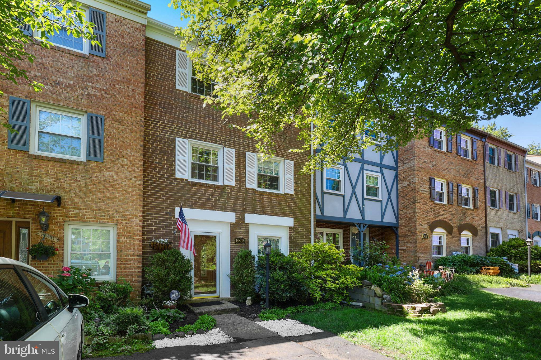 Centreville, VA 20120,14803 HAYMARKET LN