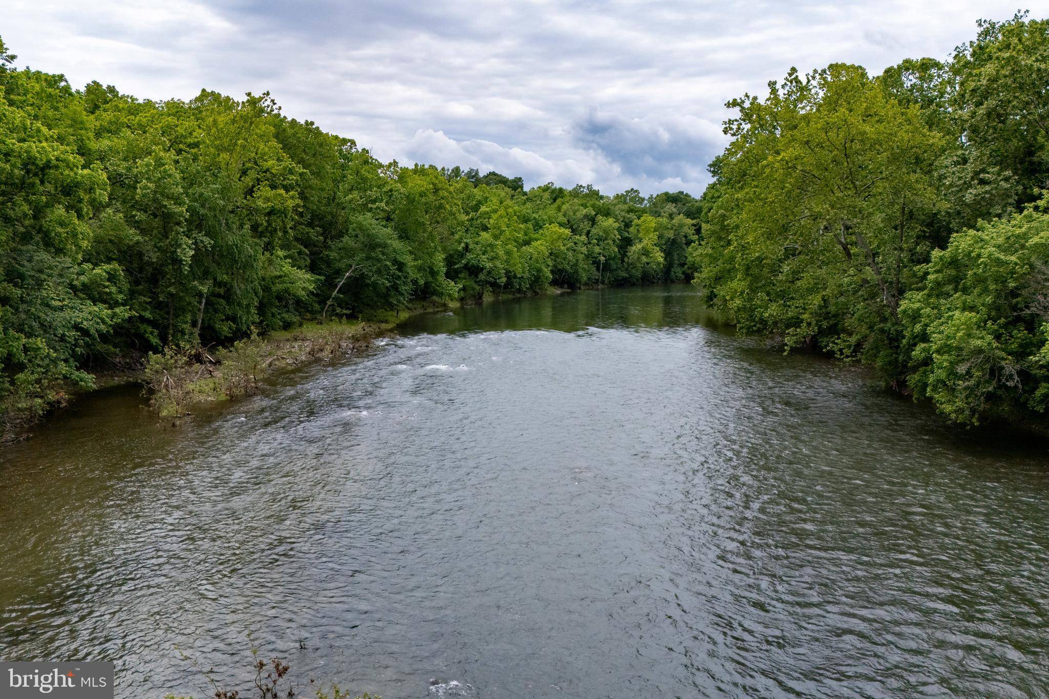 Luray, VA 22835,501 S FORK RD