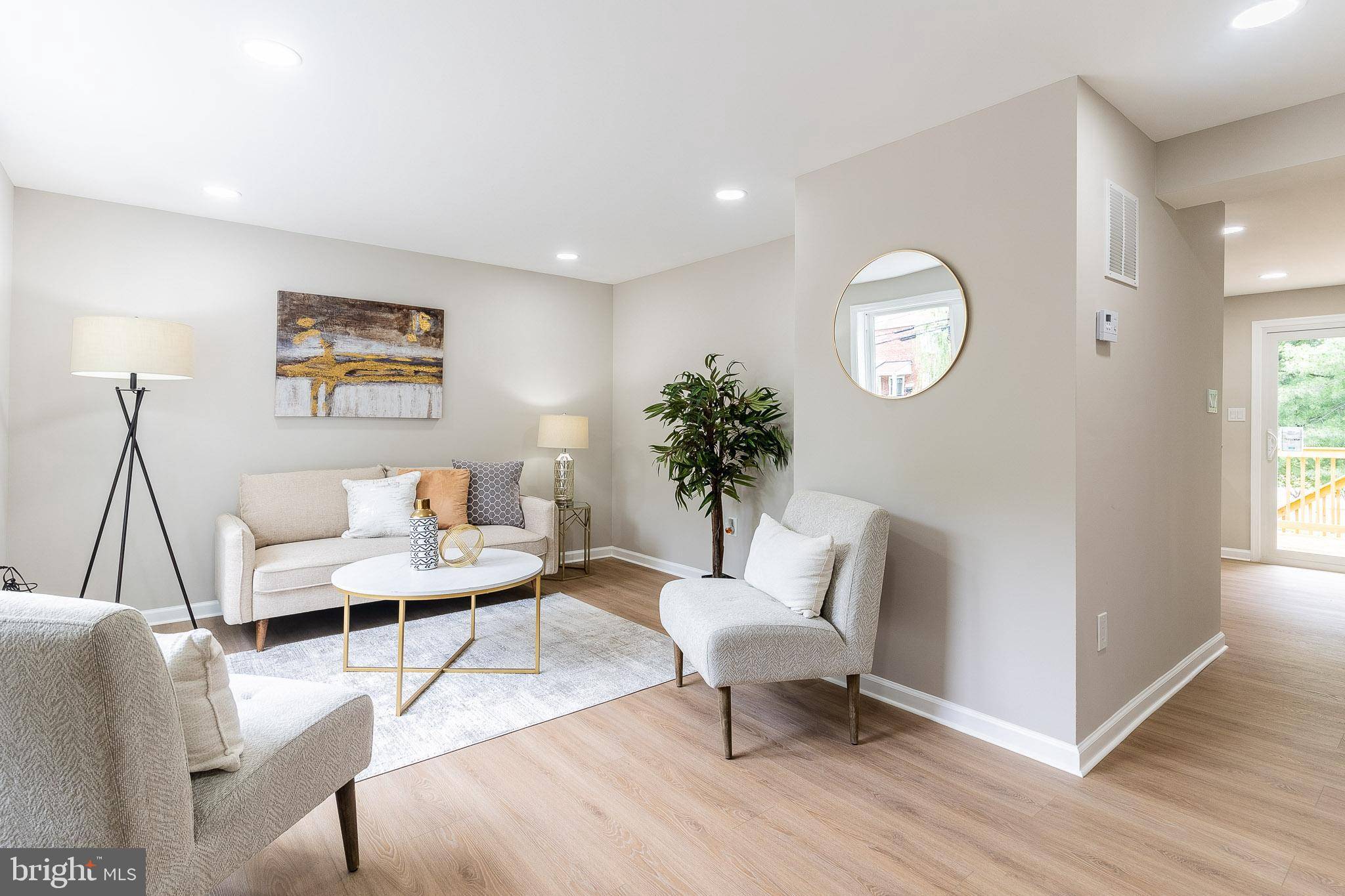 Arlington, VA 22204,2014 S OAKLAND ST