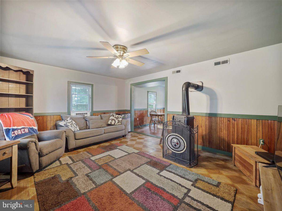 Hedgesville, WV 25427,14166 BACK CREEK VALLEY RD