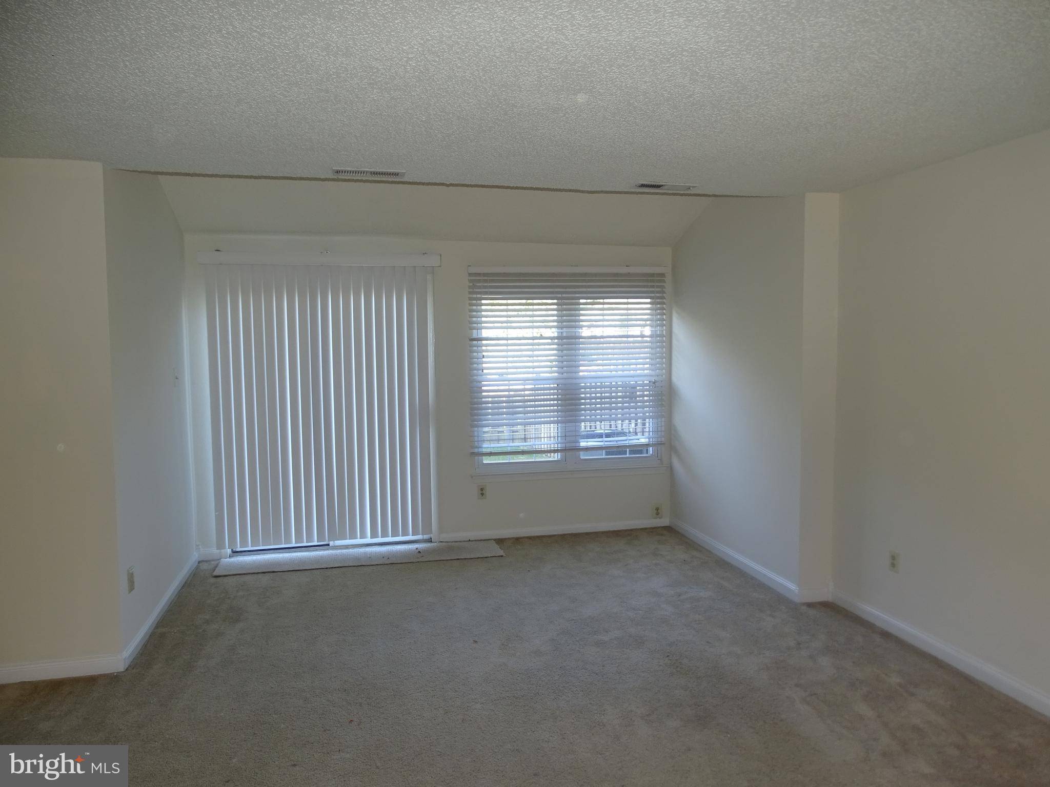 Southampton, PA 18966,31 PLUMLY WAY
