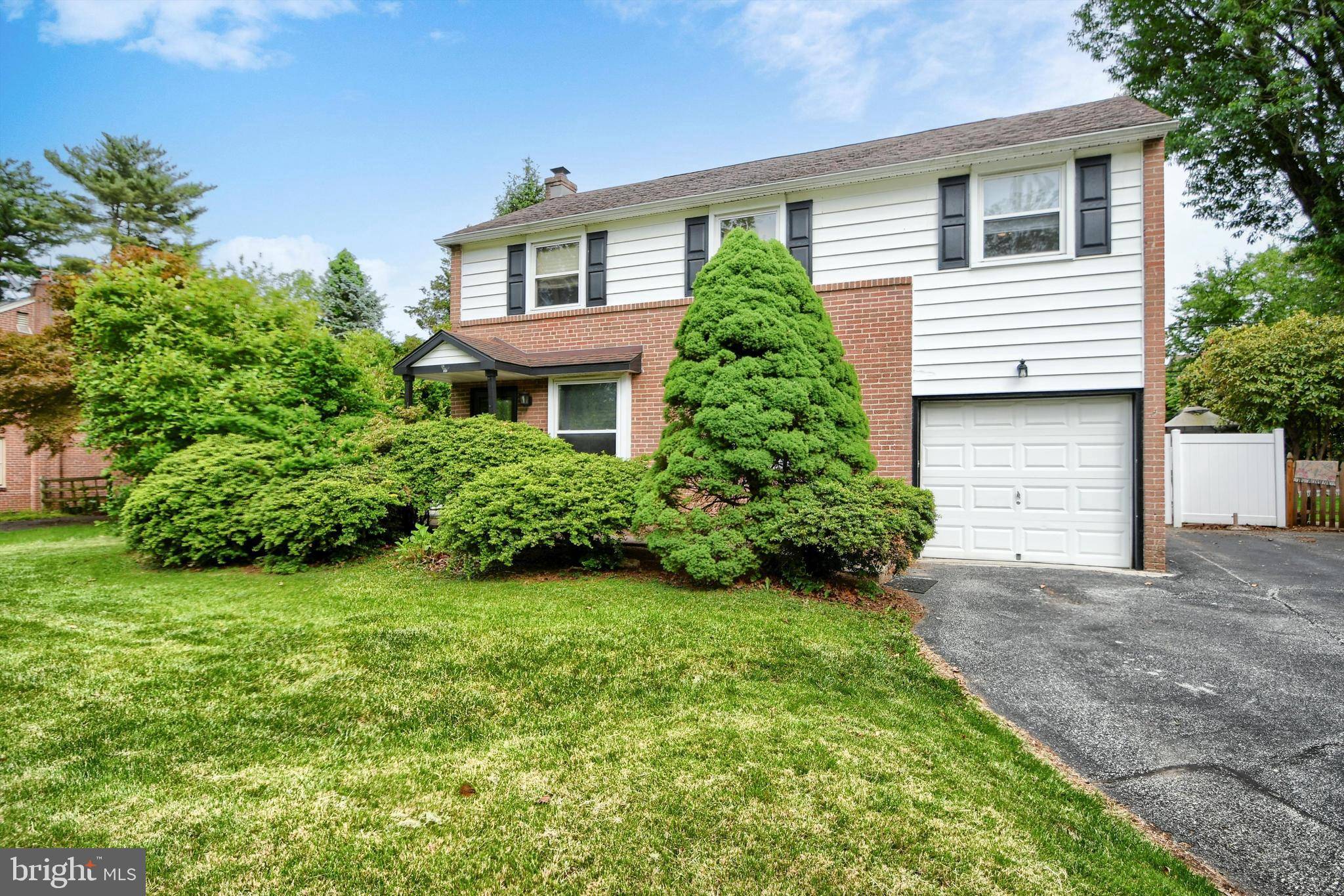 Lafayette Hill, PA 19444,3018 JOSHUA RD