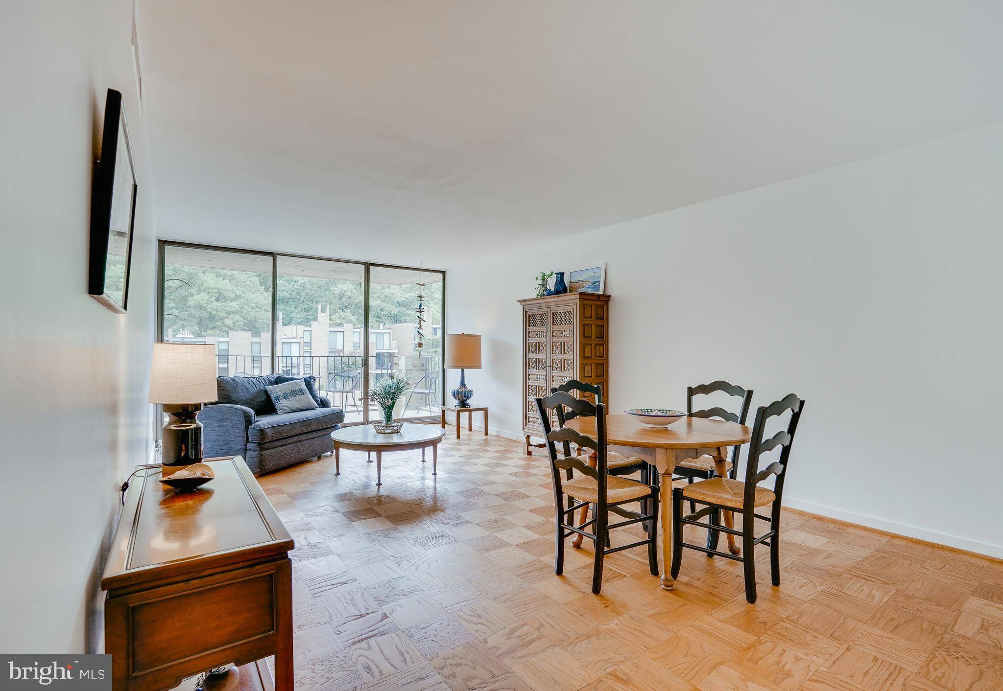 Reston, VA 20190,11400 WASHINGTON PLZ W #202
