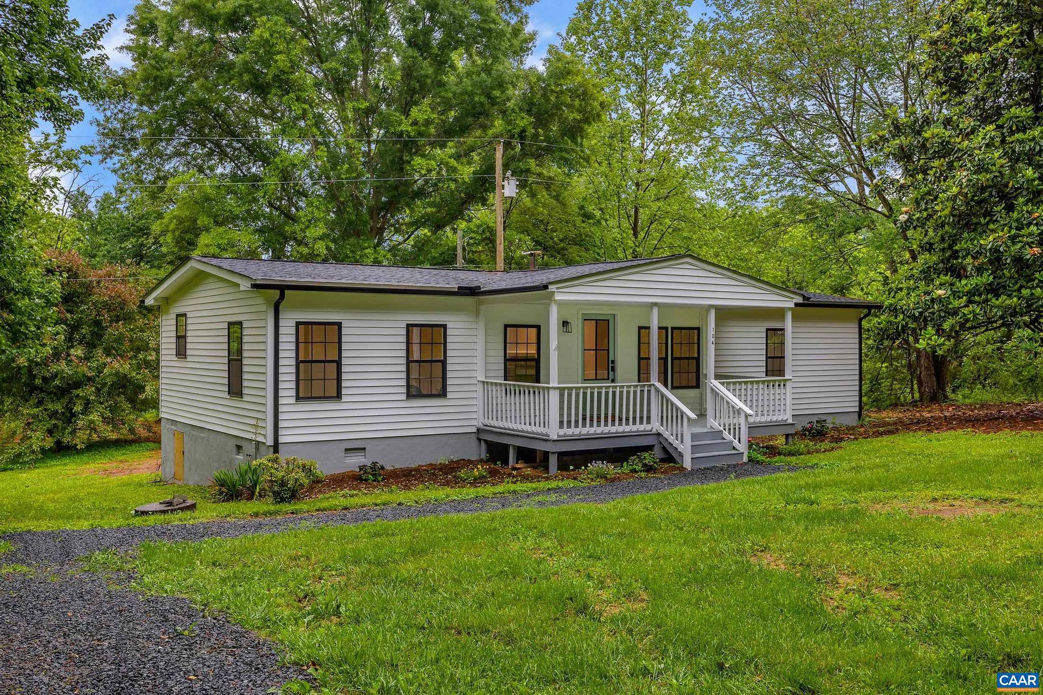Mineral, VA 23117,104 MARSH HAWK LN