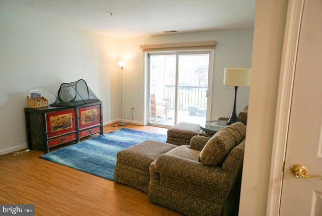 Towson, MD 21204,31 LAMBOURNE #105
