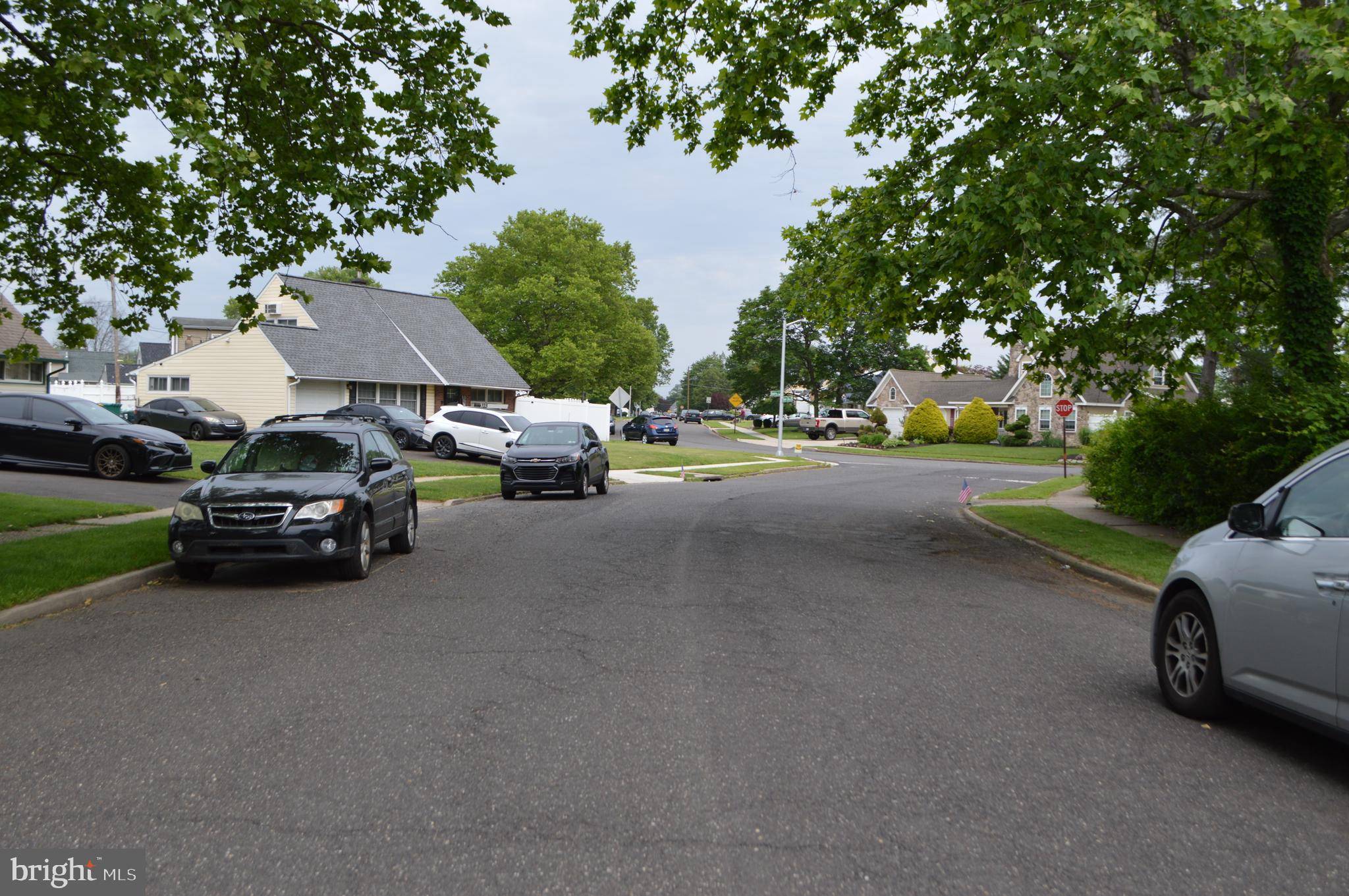 Levittown, PA 19057,116 QUEEN LILY RD
