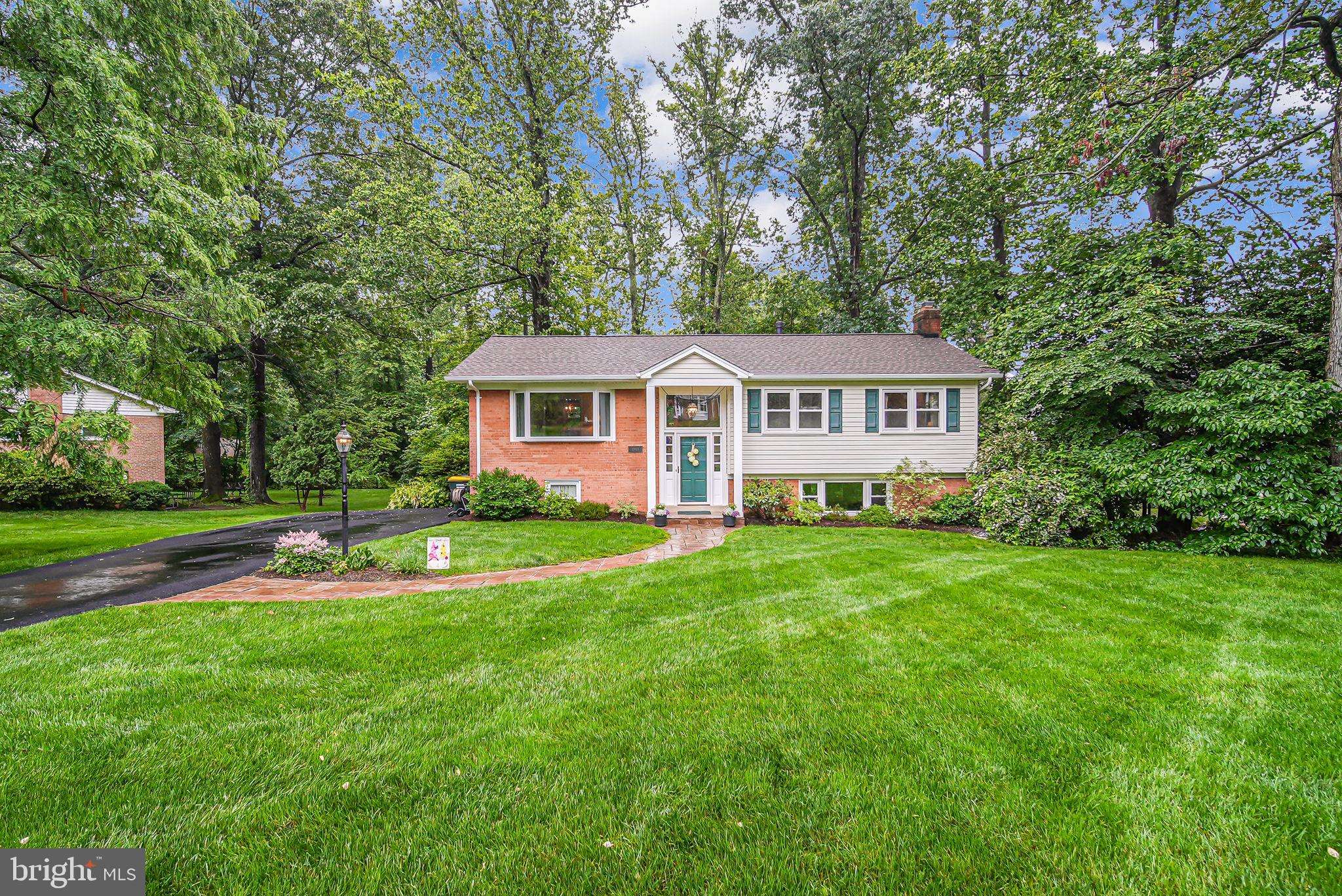 Oakton, VA 22124,12023 WAYLAND ST