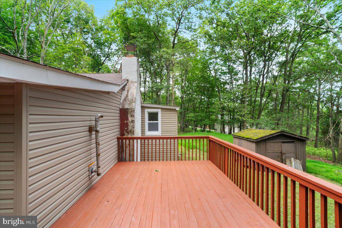 East Stroudsburg, PA 18302,134 HALFMOON LN