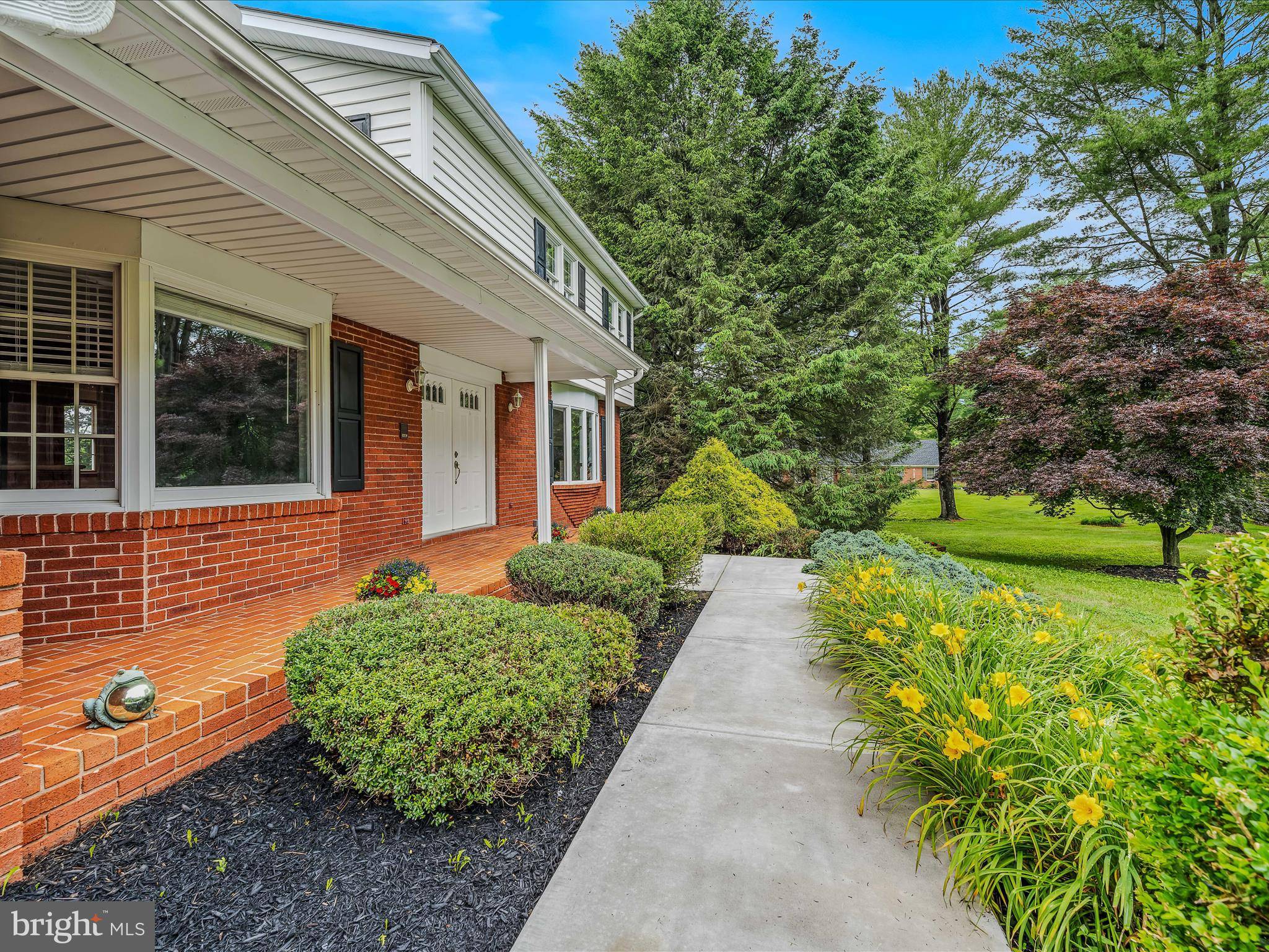 Falling Waters, WV 25419,182 HUMPHREY LN