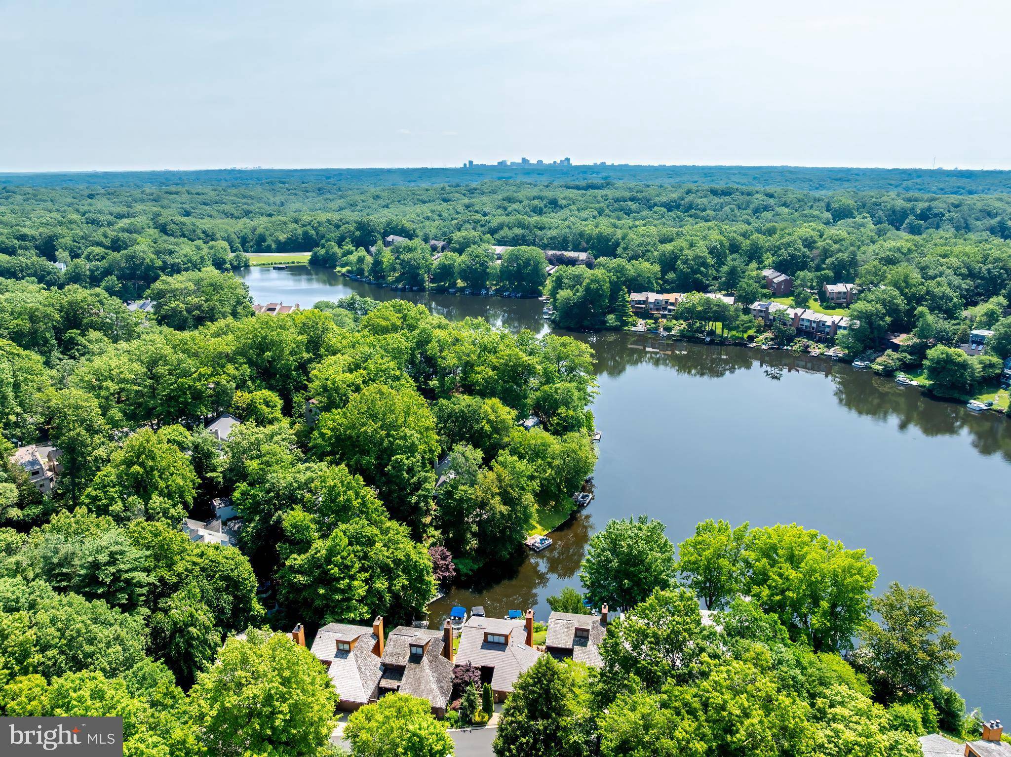 Reston, VA 20191,2127 CABOTS POINT LN