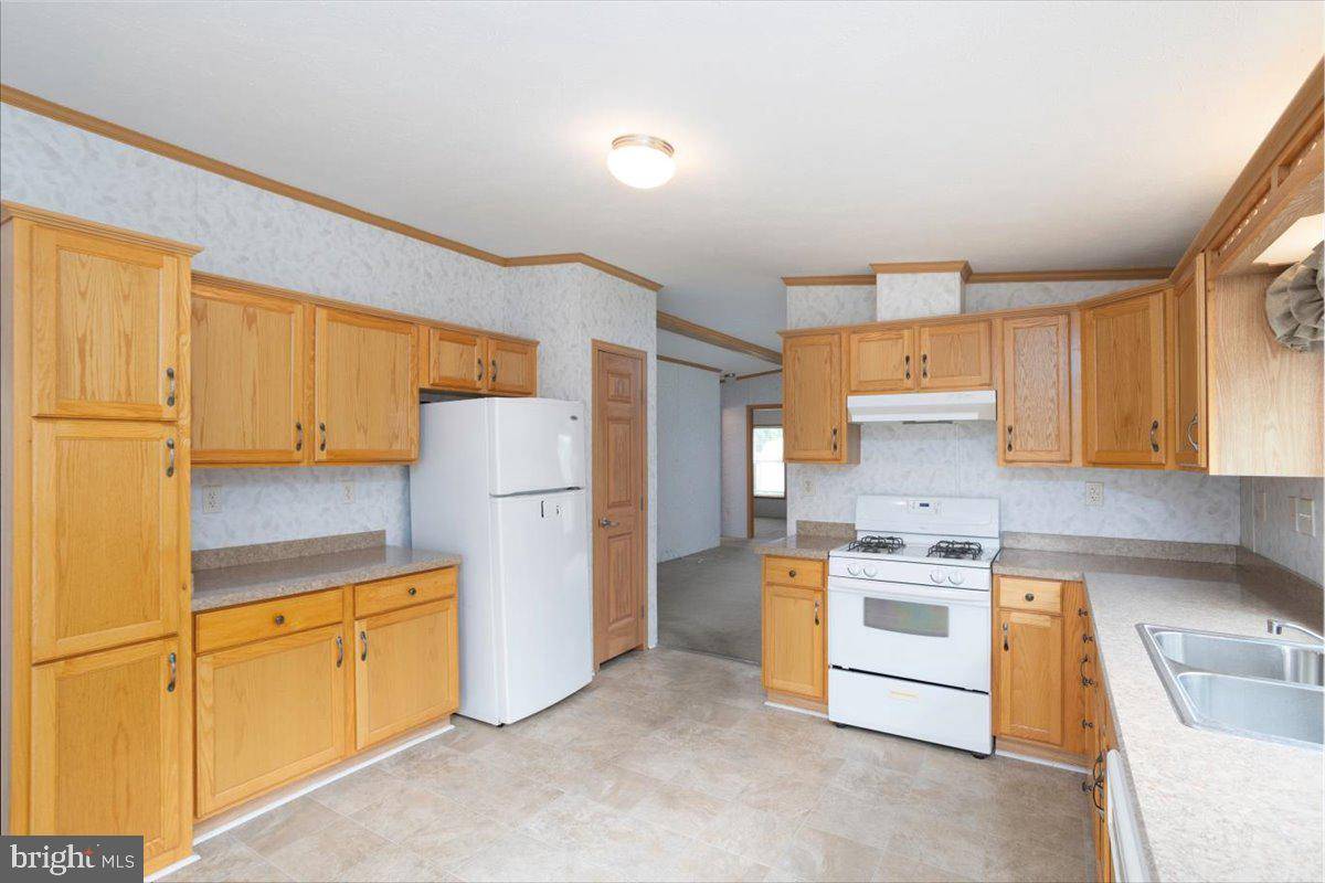 East New Market, MD 21631,3908 JAY CT