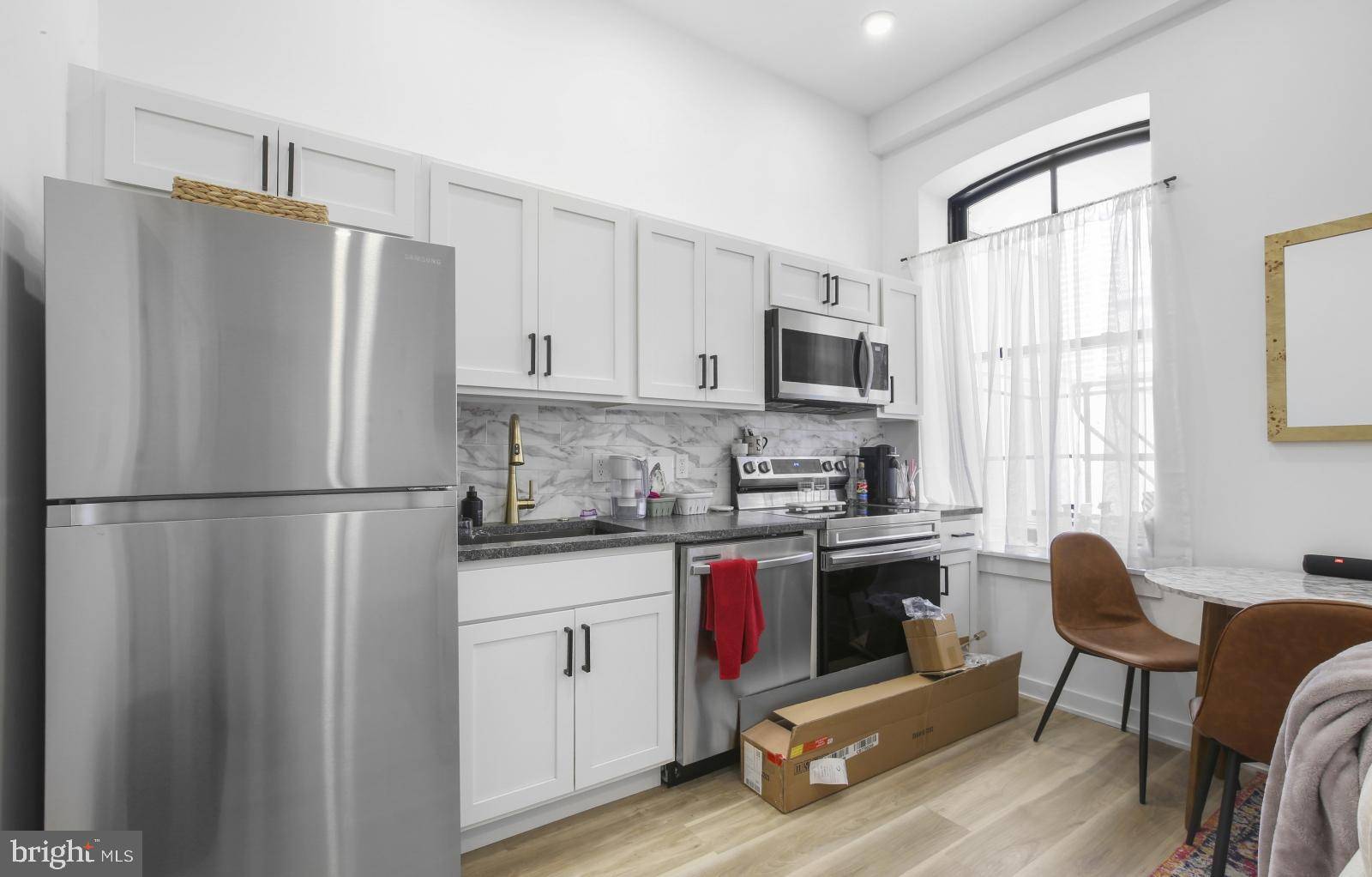 Philadelphia, PA 19102,1415 LOCUST ST #504