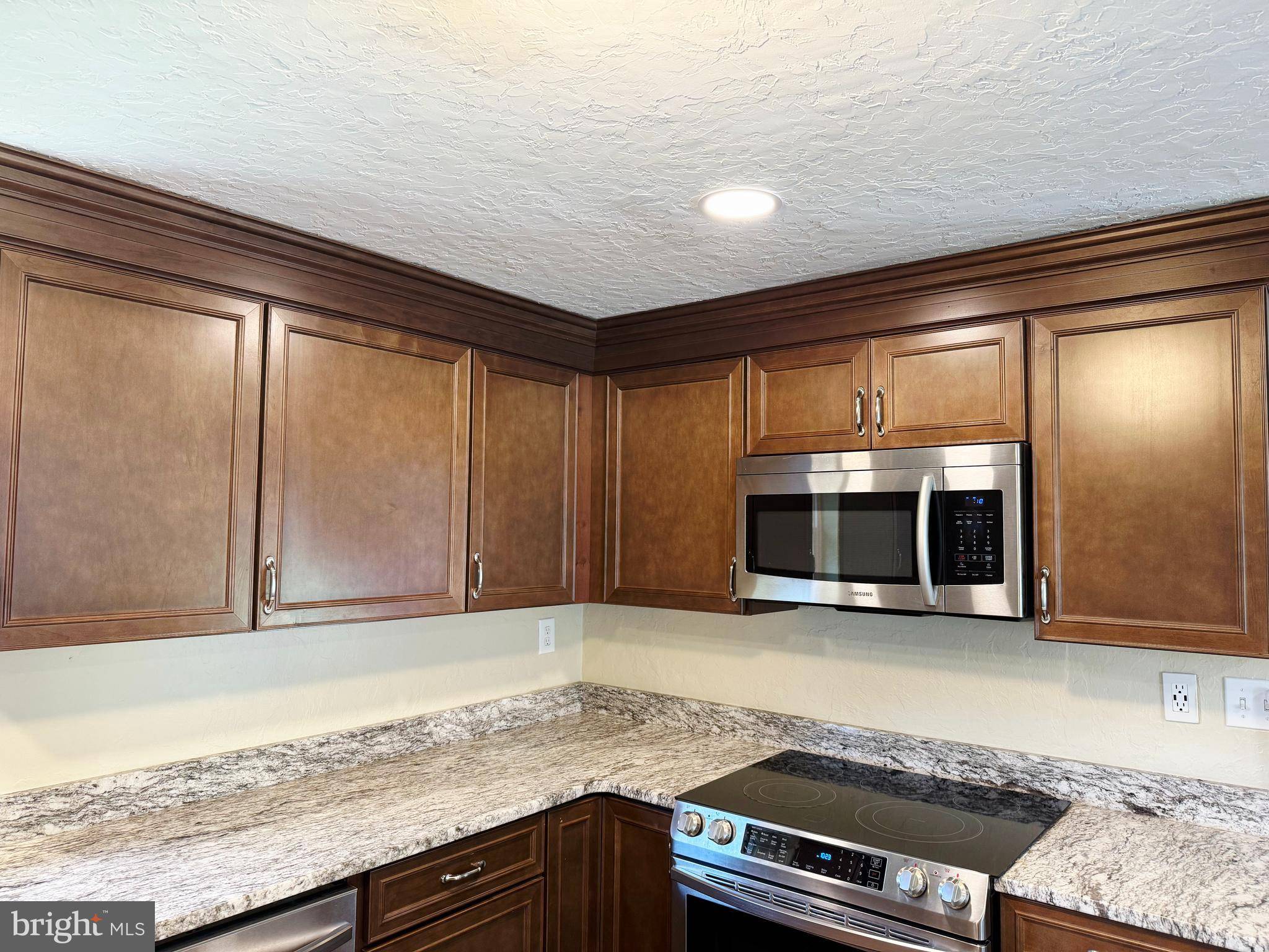 York, PA 17403,2969 EXETER DR