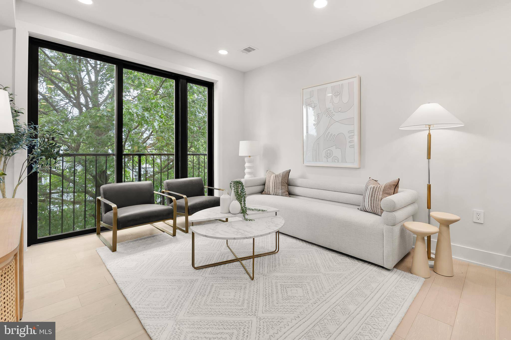Washington, DC 20011,3934 14TH ST NW #101
