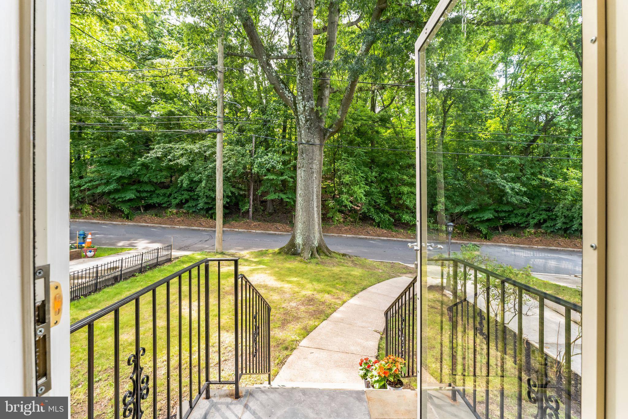 Washington, DC 20020,3826 CARPENTER ST SE
