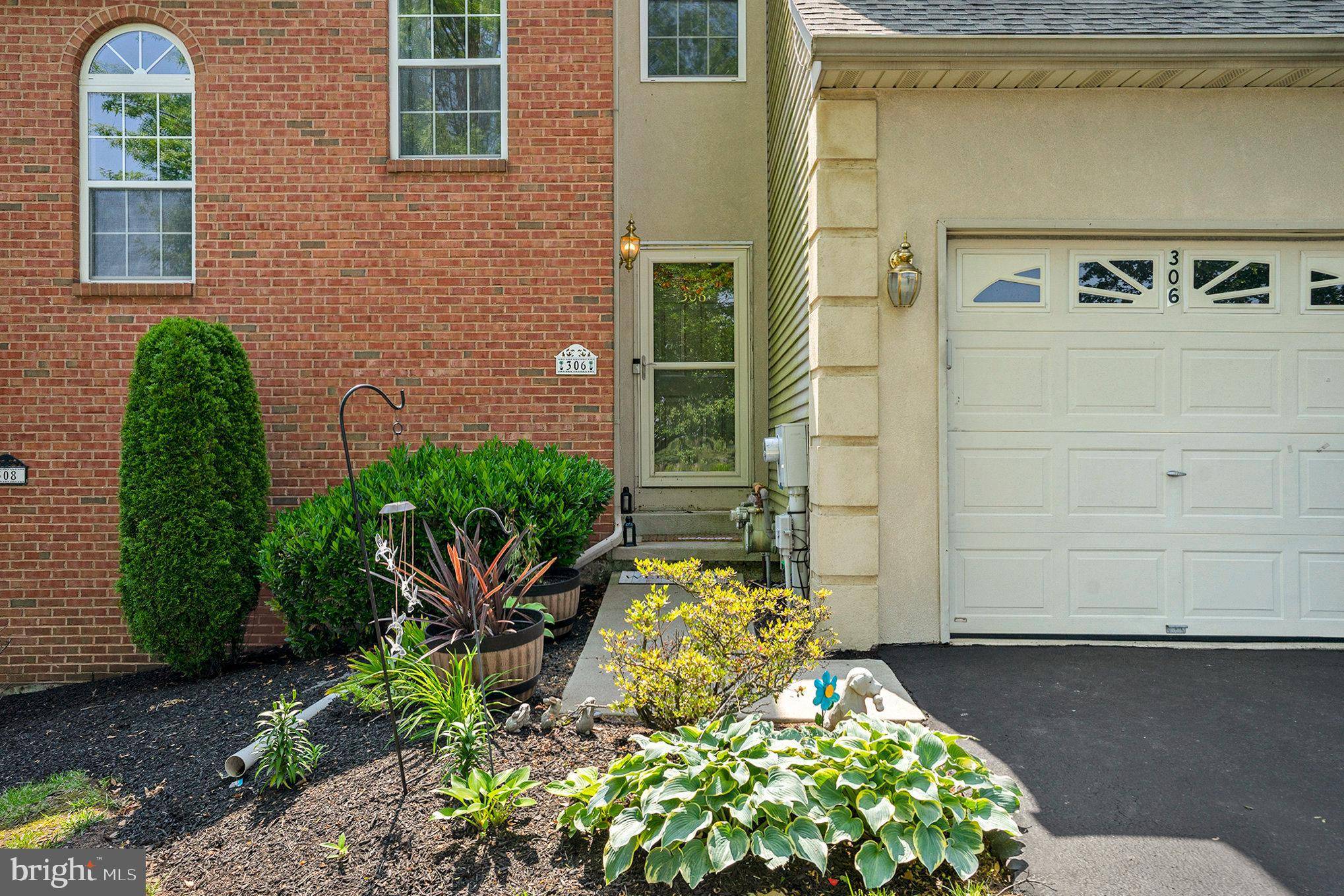 Harleysville, PA 19438,306 HAMILTON DR