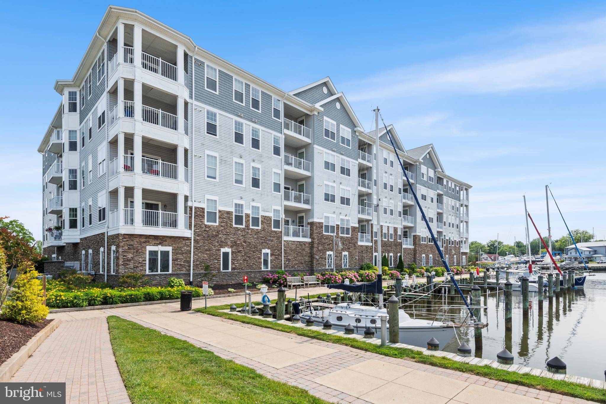 Cambridge, MD 21613,900 MARSHY COVE #103