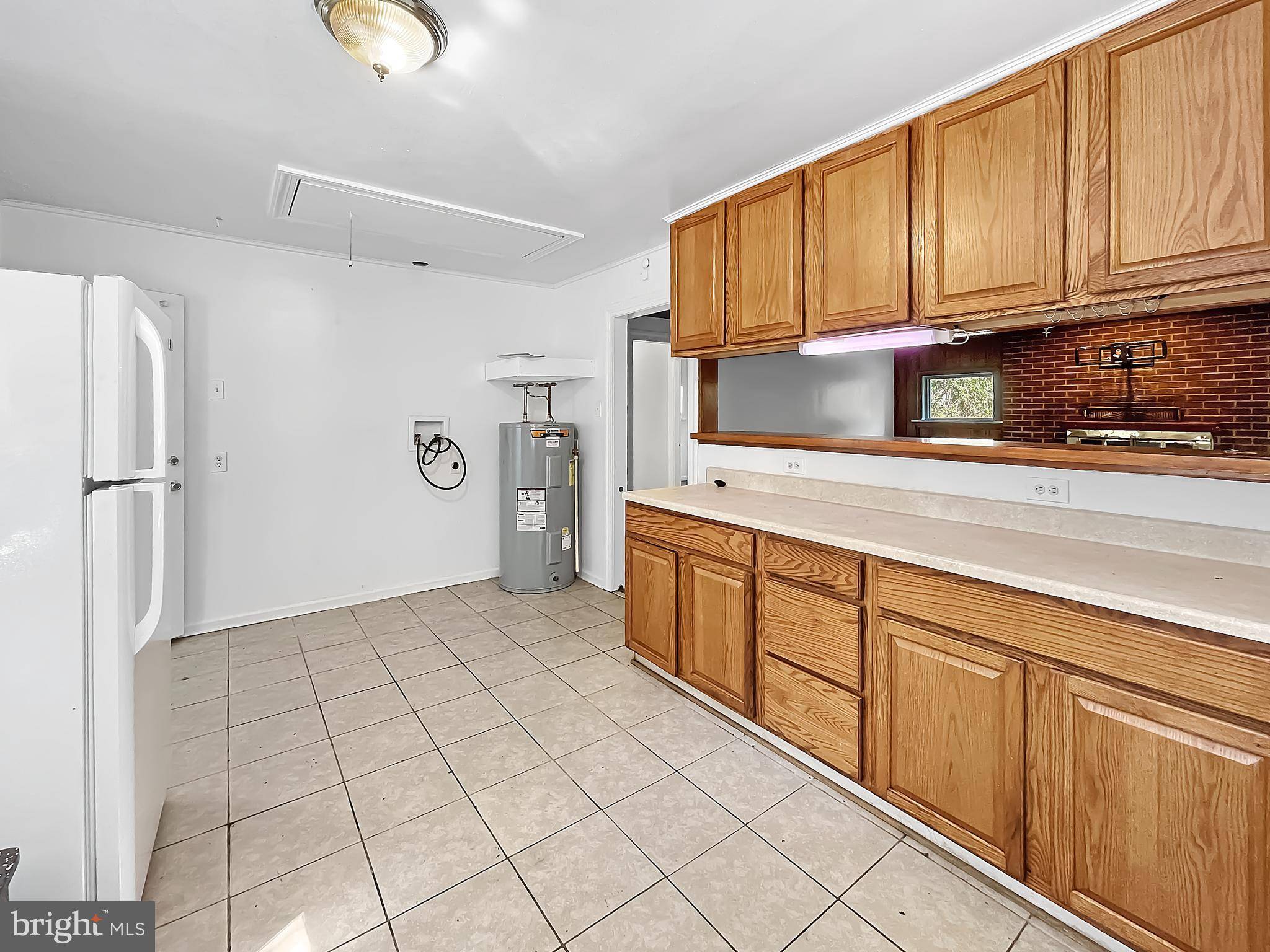 Colonial Beach, VA 22443,204 MONROE BAY CIR