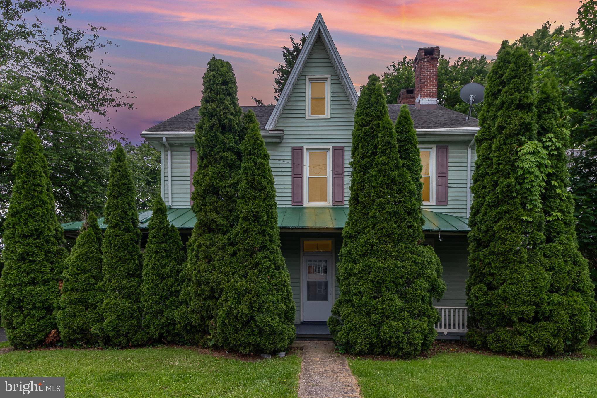 Harrisburg, PA 17111,3779 DERRY ST