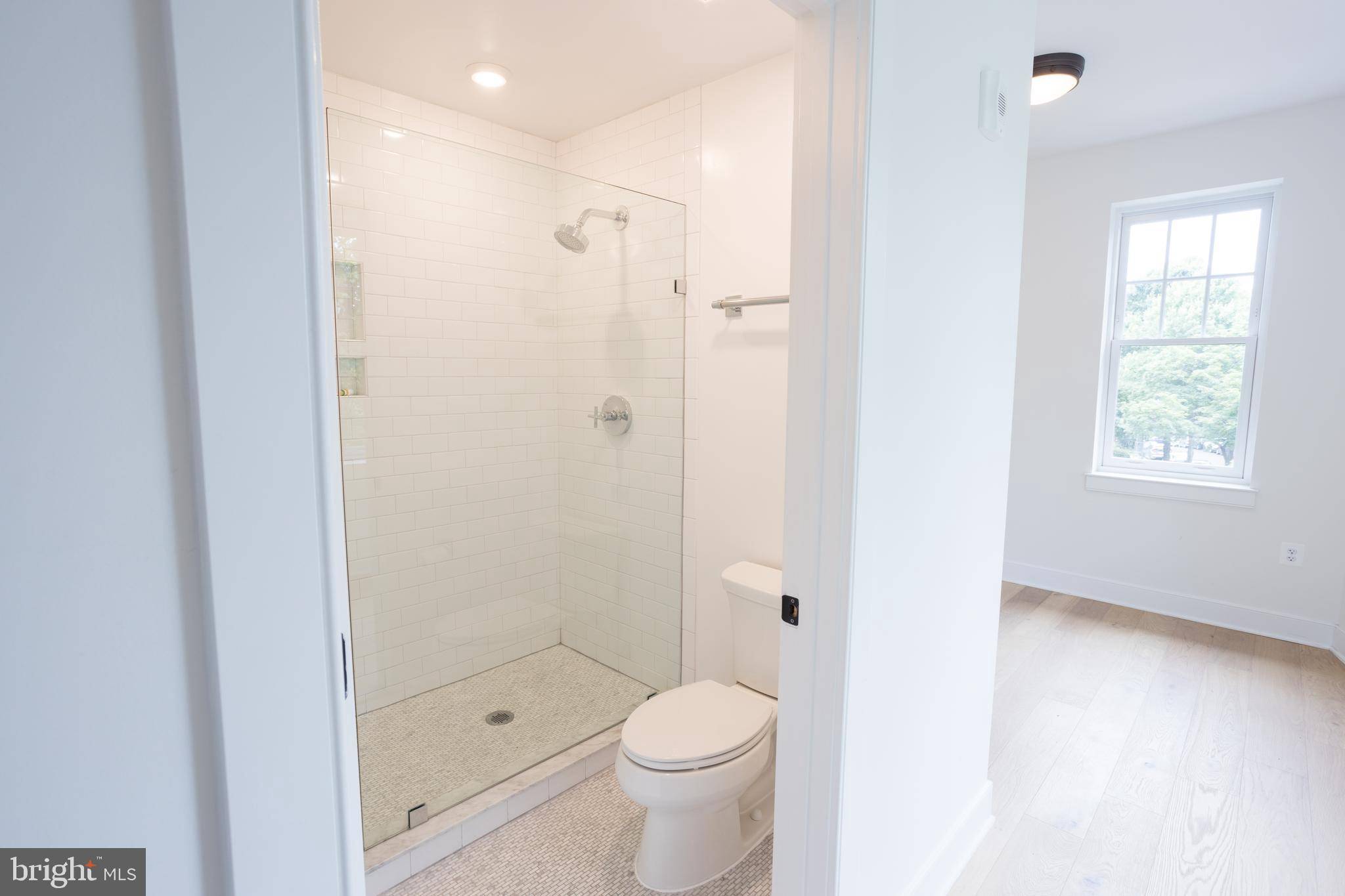 Washington, DC 20008,2869 28TH NW #2