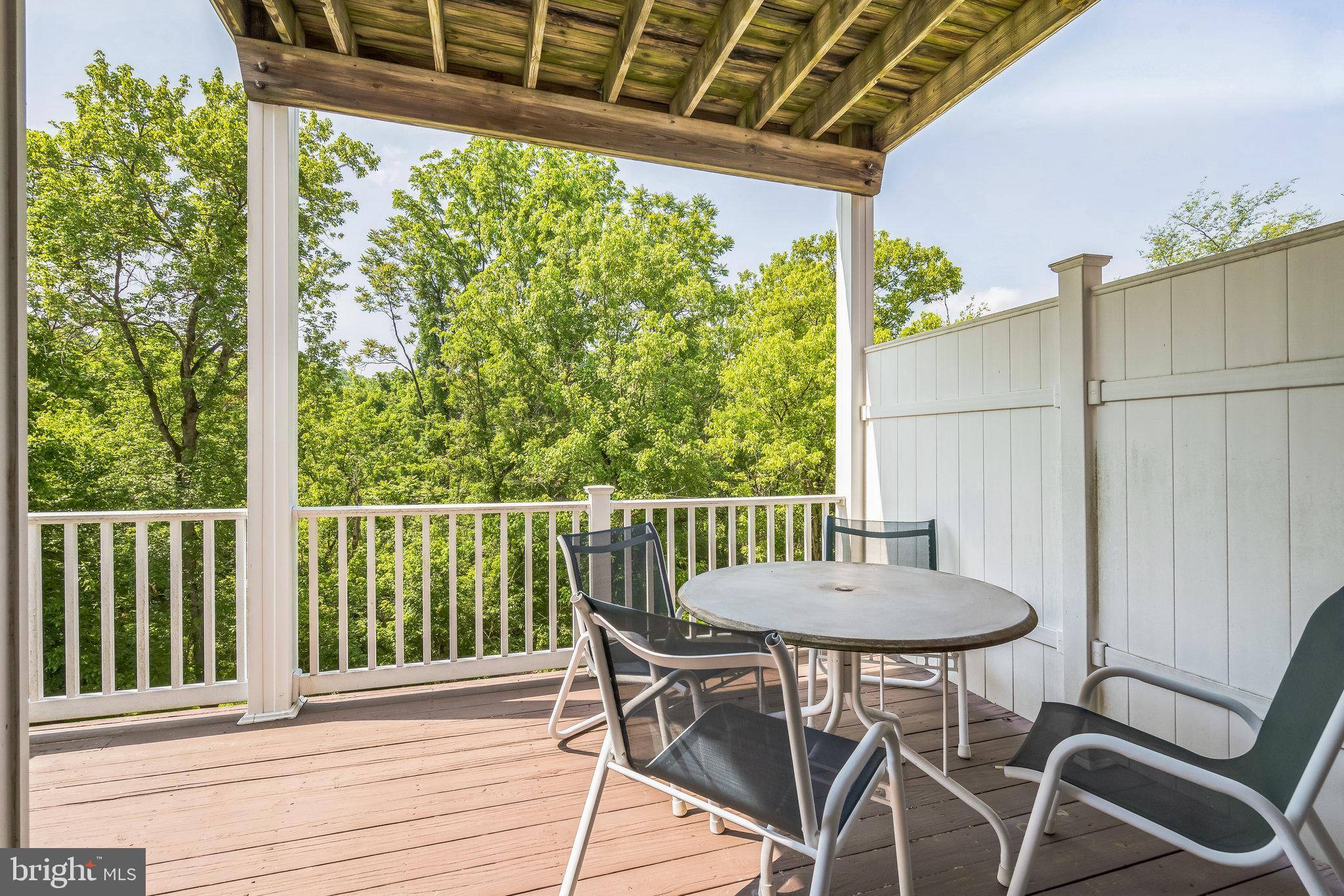 Hunt Valley, MD 21030,40 IRON MILL GARTH
