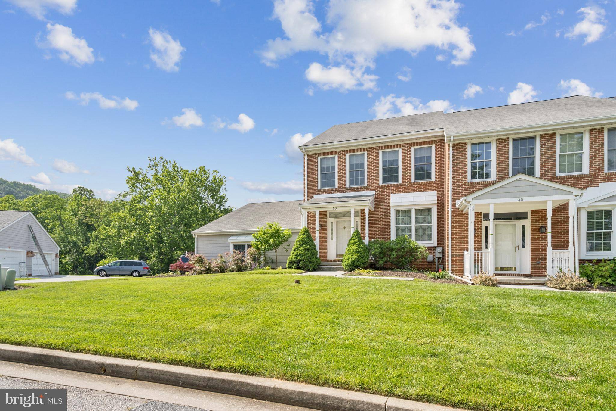 Hunt Valley, MD 21030,40 IRON MILL GARTH