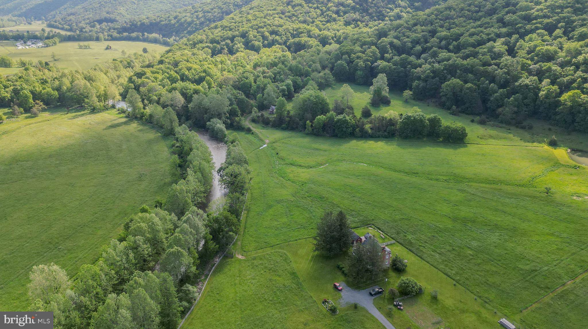 Franklin, WV 26807,187 LEONARD LN