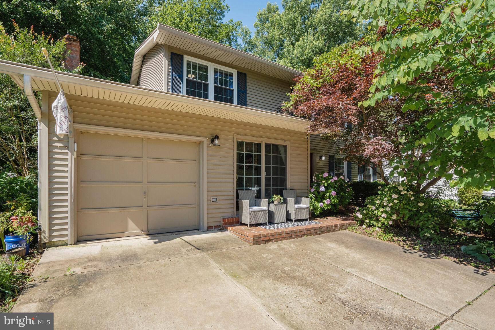 Burke, VA 22015,10911 CARTERS OAK WAY