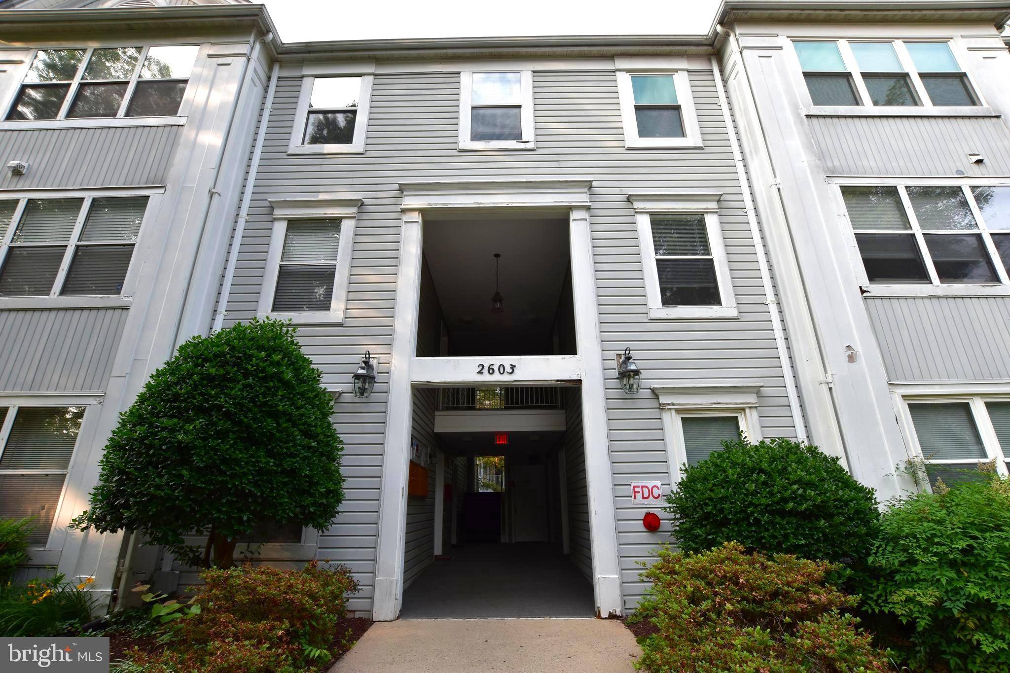 Silver Spring, MD 20906,2603 CAMELBACK LN #12-9