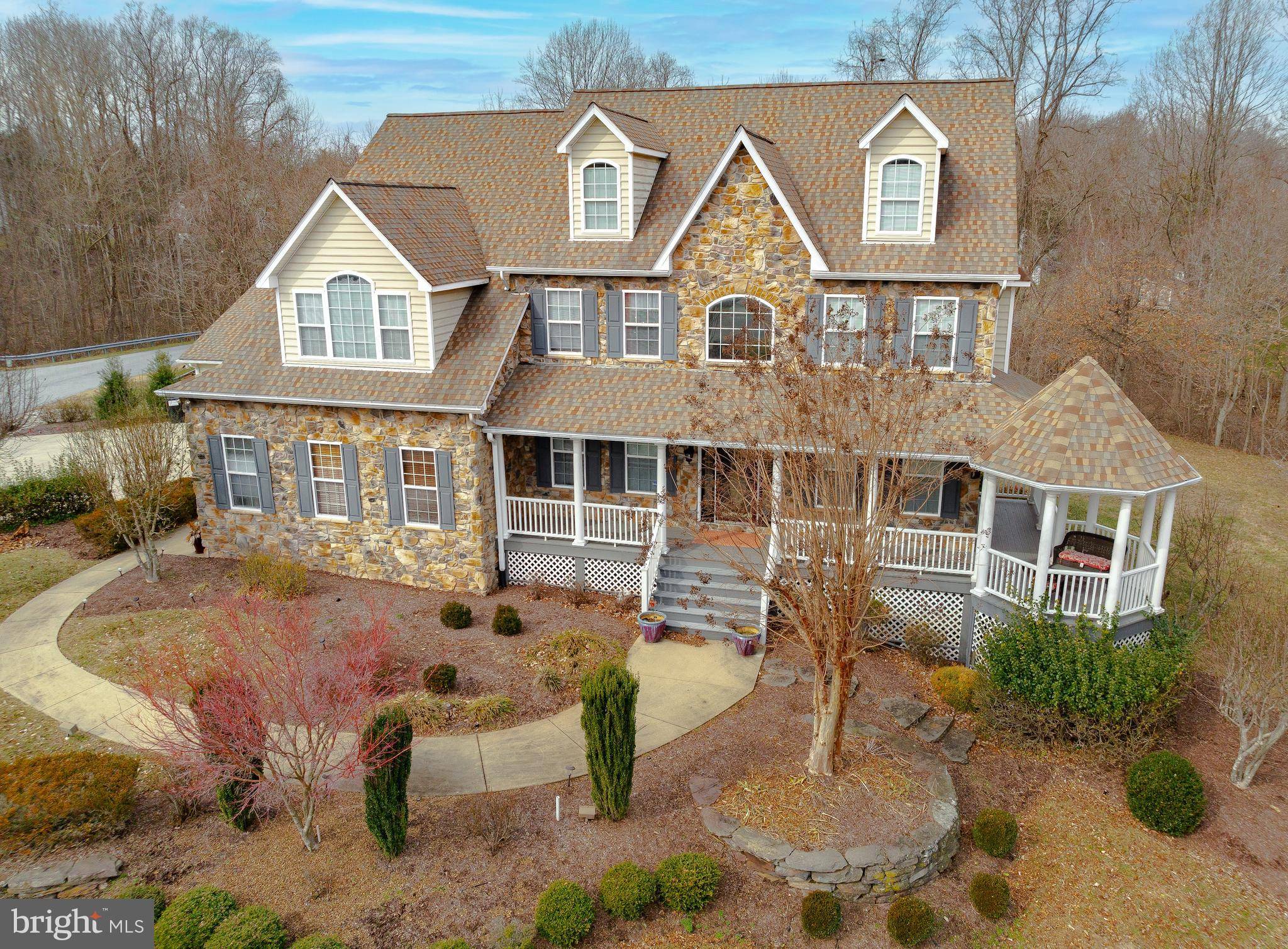 Owings, MD 20736,5 CROSS POINT DR
