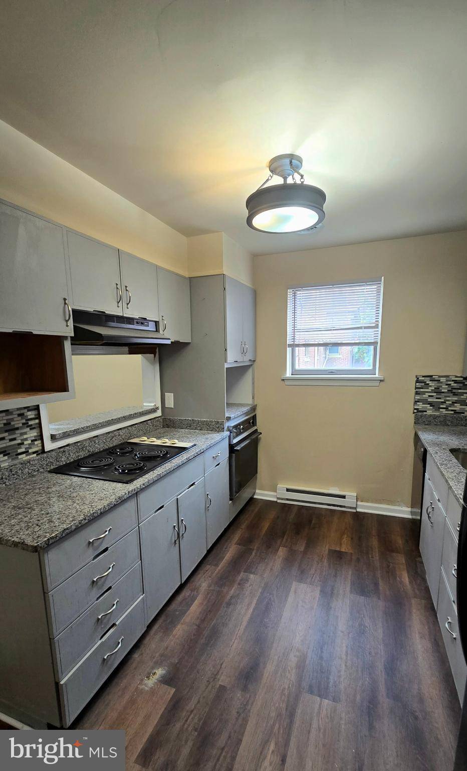 Wilmington, DE 19805,708 N VAN BUREN ST #2