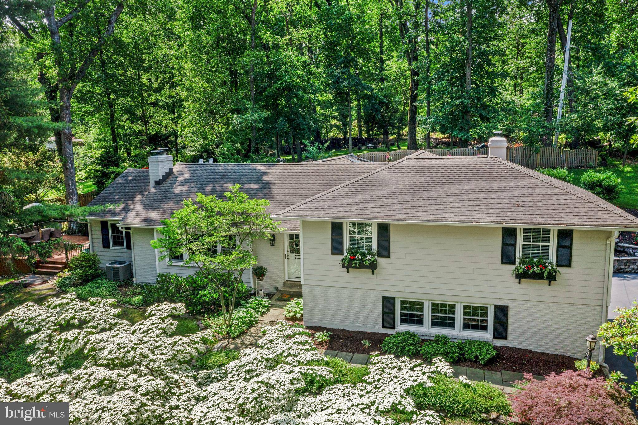 Wayne, PA 19087,420 SAUNDERS DR