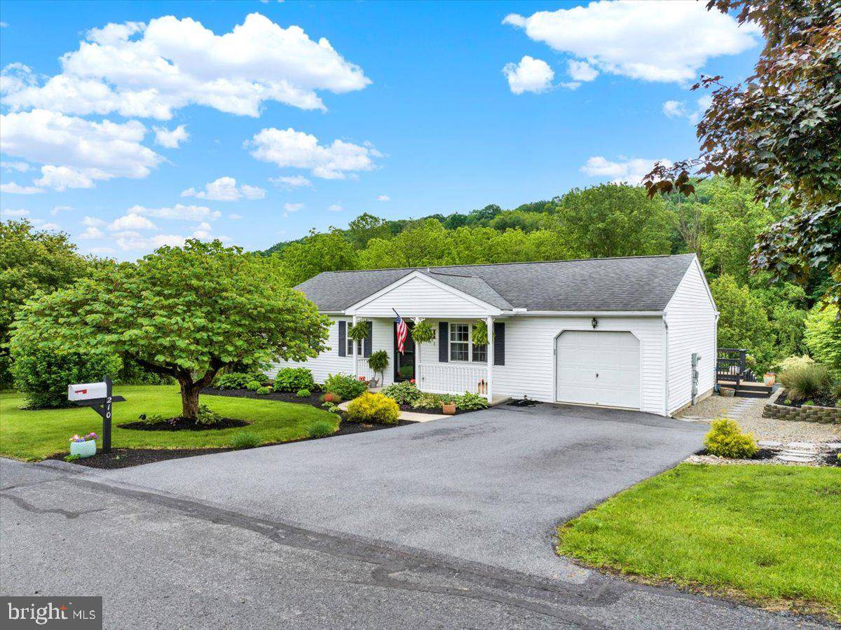 Hamburg, PA 19526,210 CONSTITUTION DR